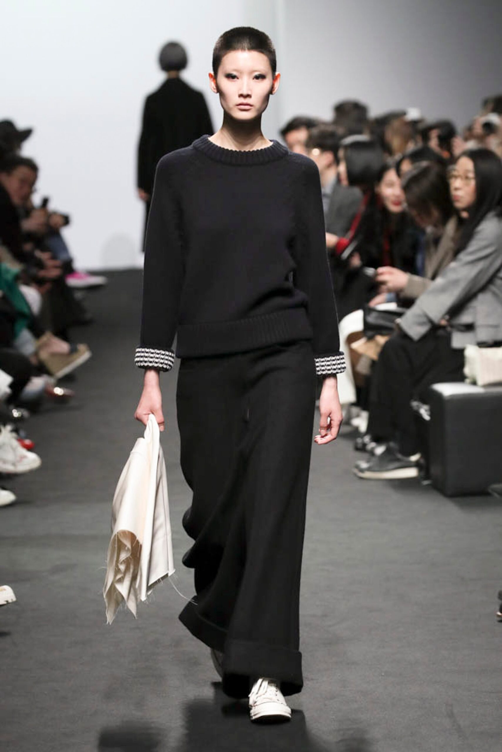 Bourie Seoul F/W 18 Look 206