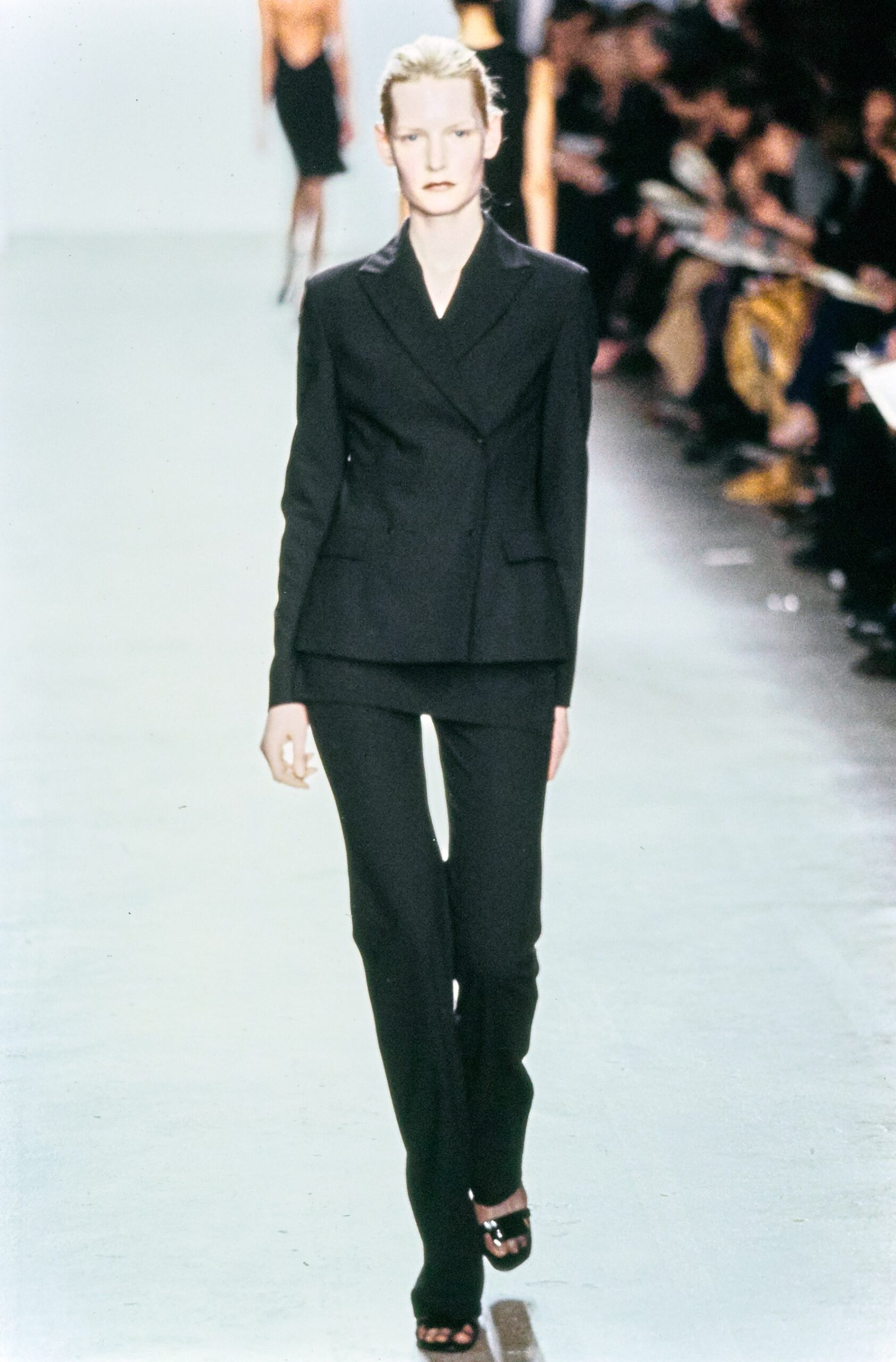 Calvin Klein Collection F/W 99 Look 401