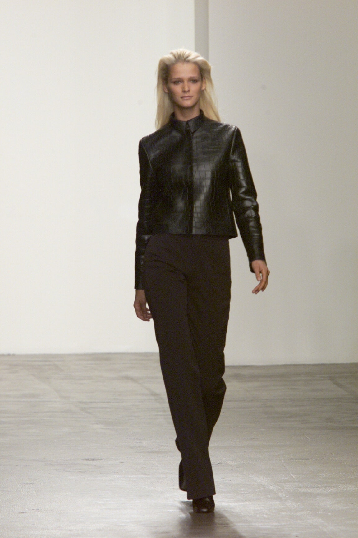 Calvin Klein Collection F/W 00 Look 34