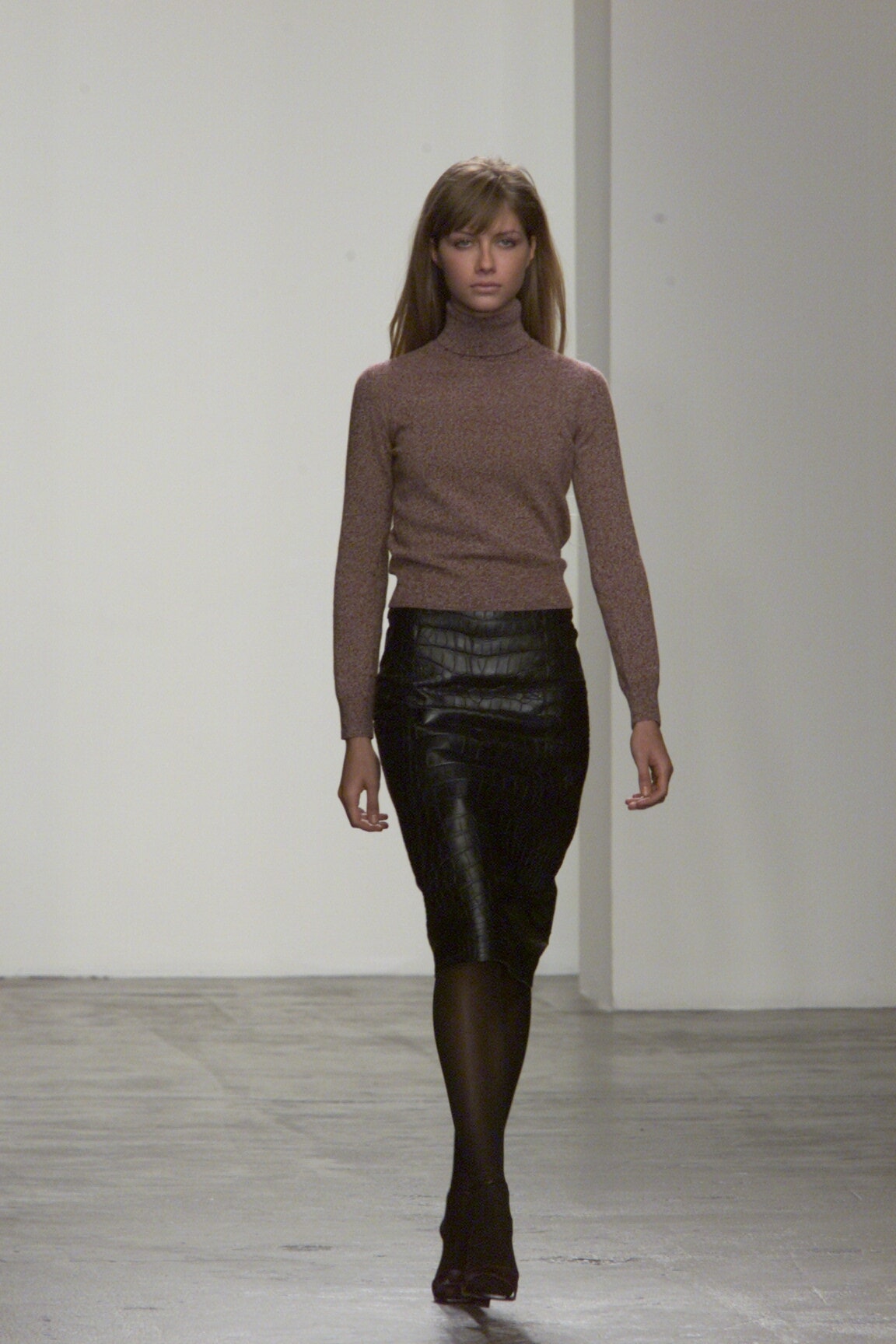 Calvin Klein Collection F/W 00 Look 37