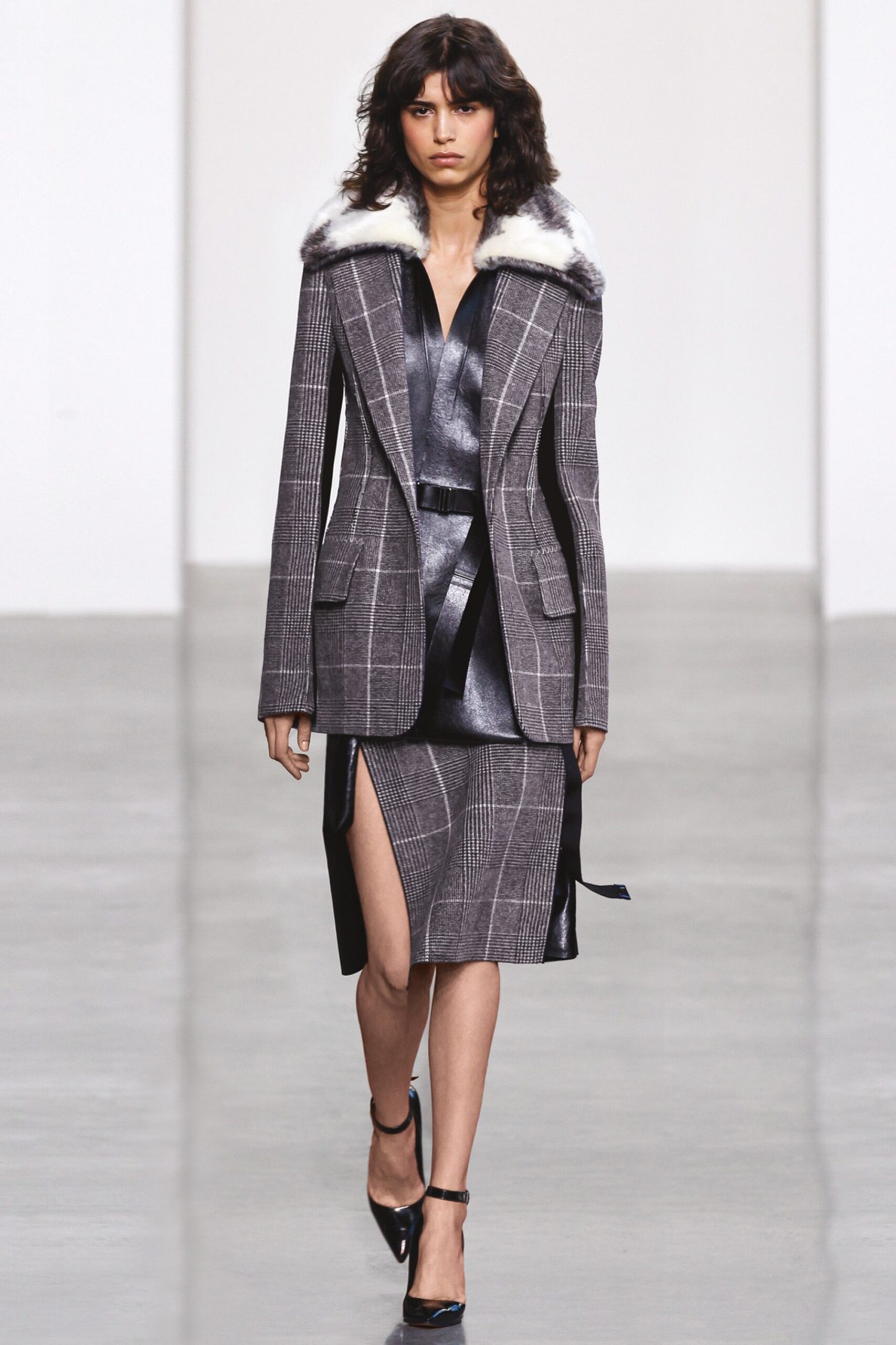 Calvin Klein Collection F/W 16 Look 358