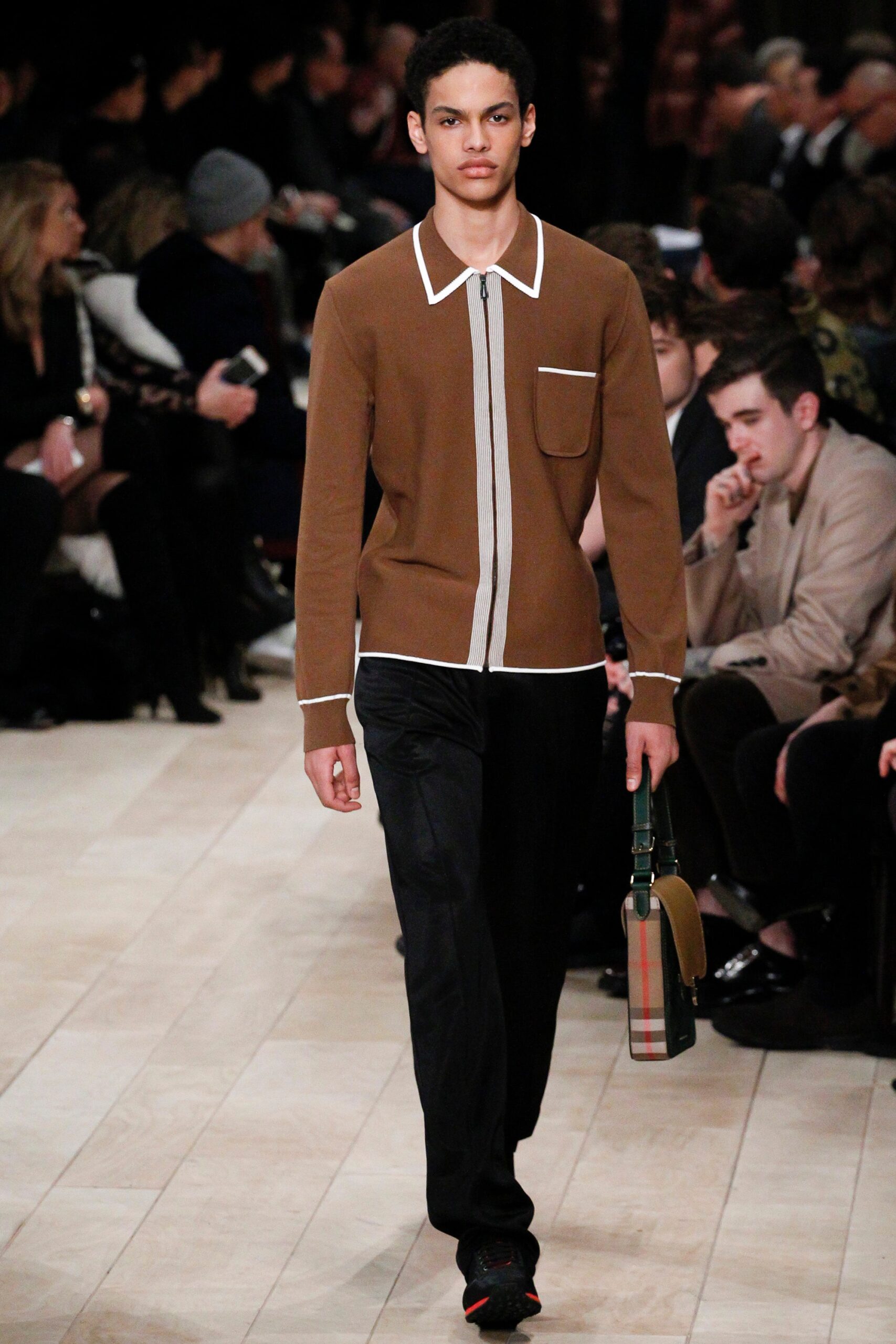 Burberry F/W 16 Menswear Look 325
