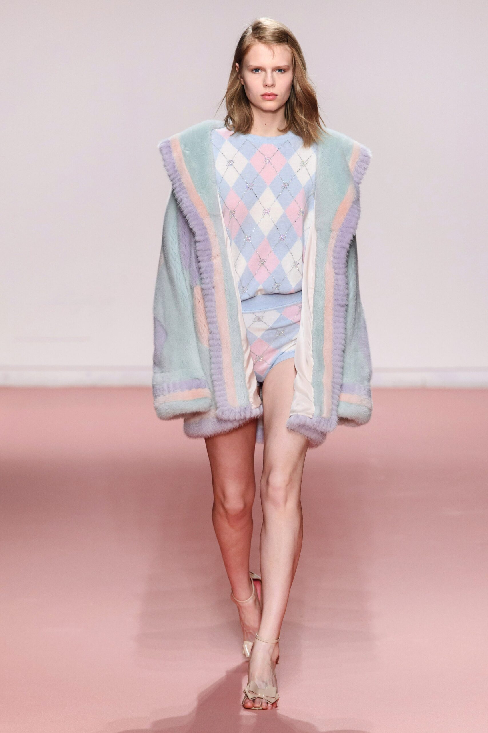 Blumarine F/W 19 Look 61