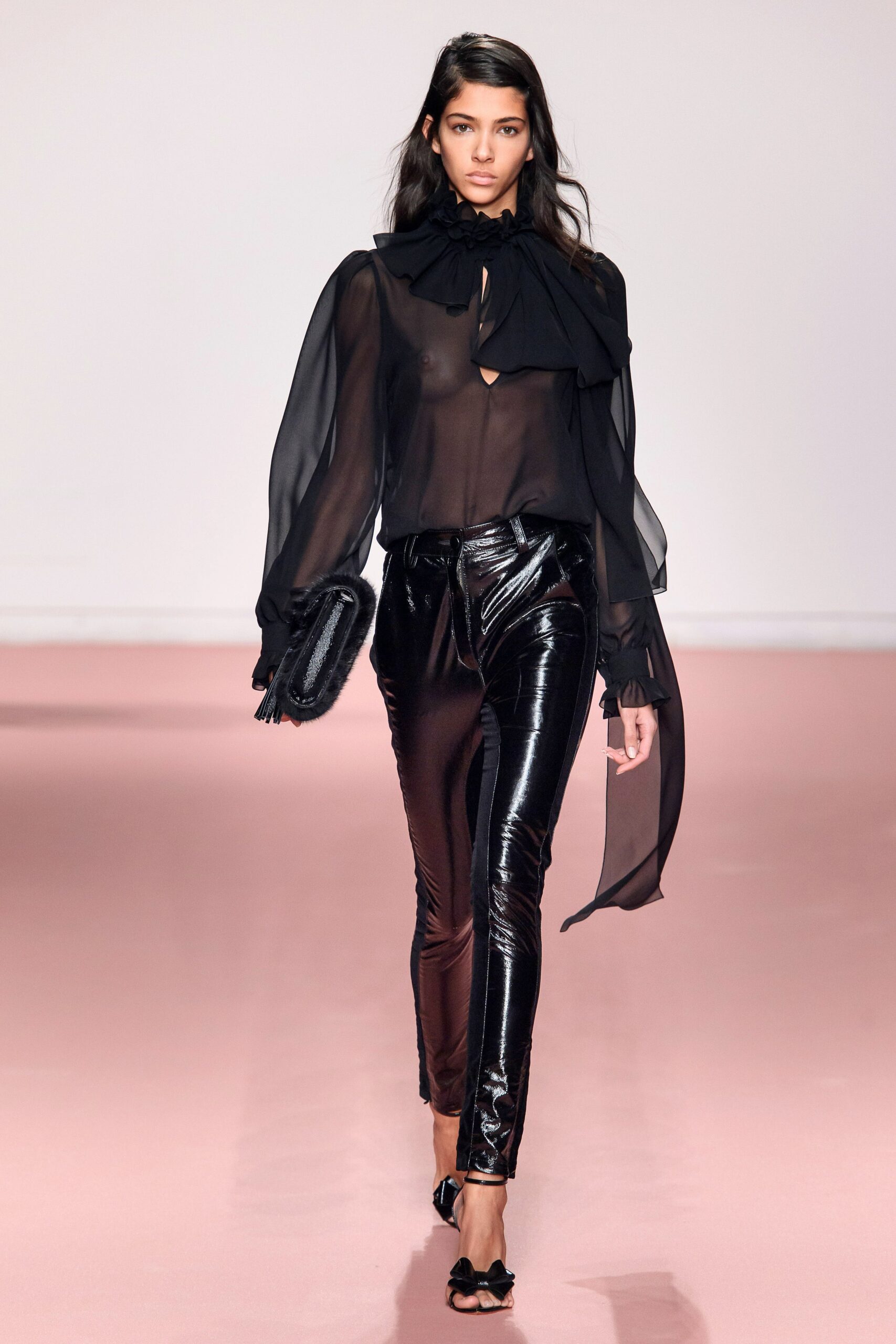 Blumarine F/W 19 Look 384