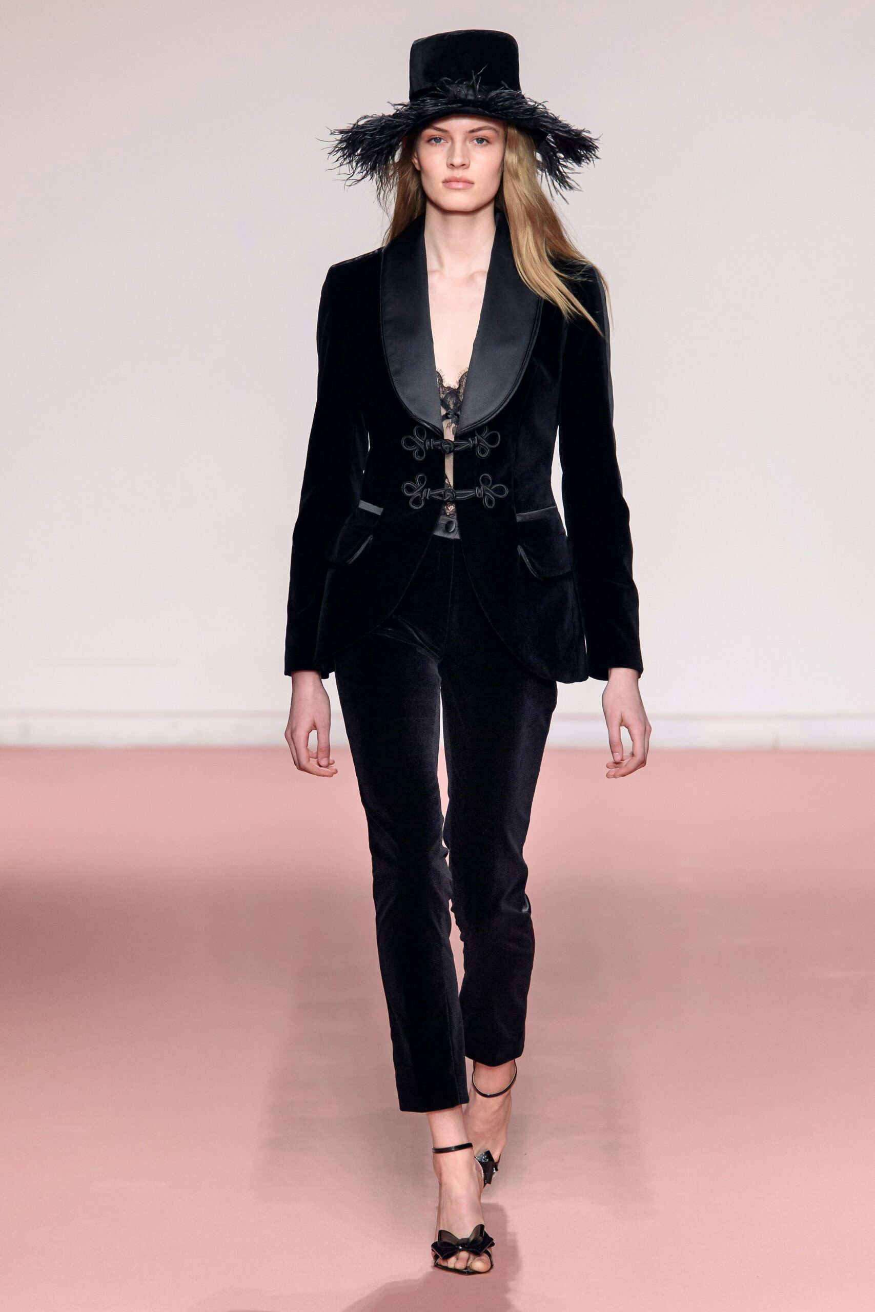 Blumarine F/W 19 Look 499