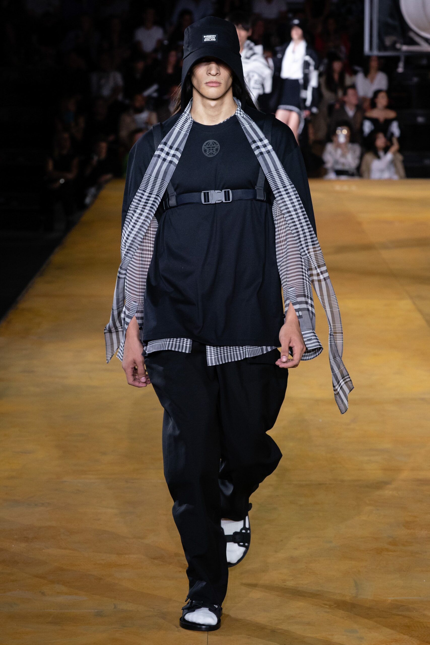 Burberry S/S 20 Menswear Look 667