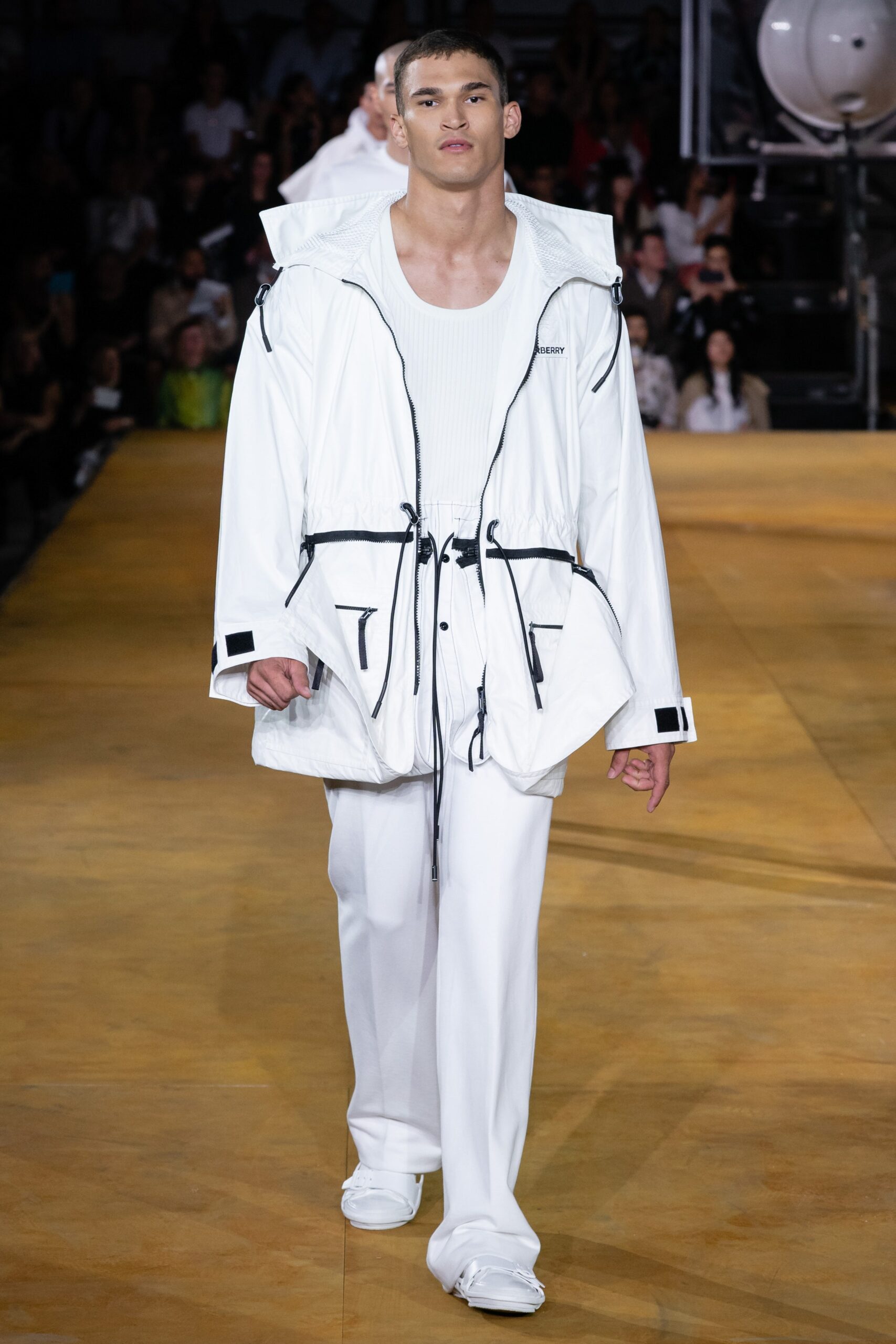 Burberry S/S 20 Menswear Look 804