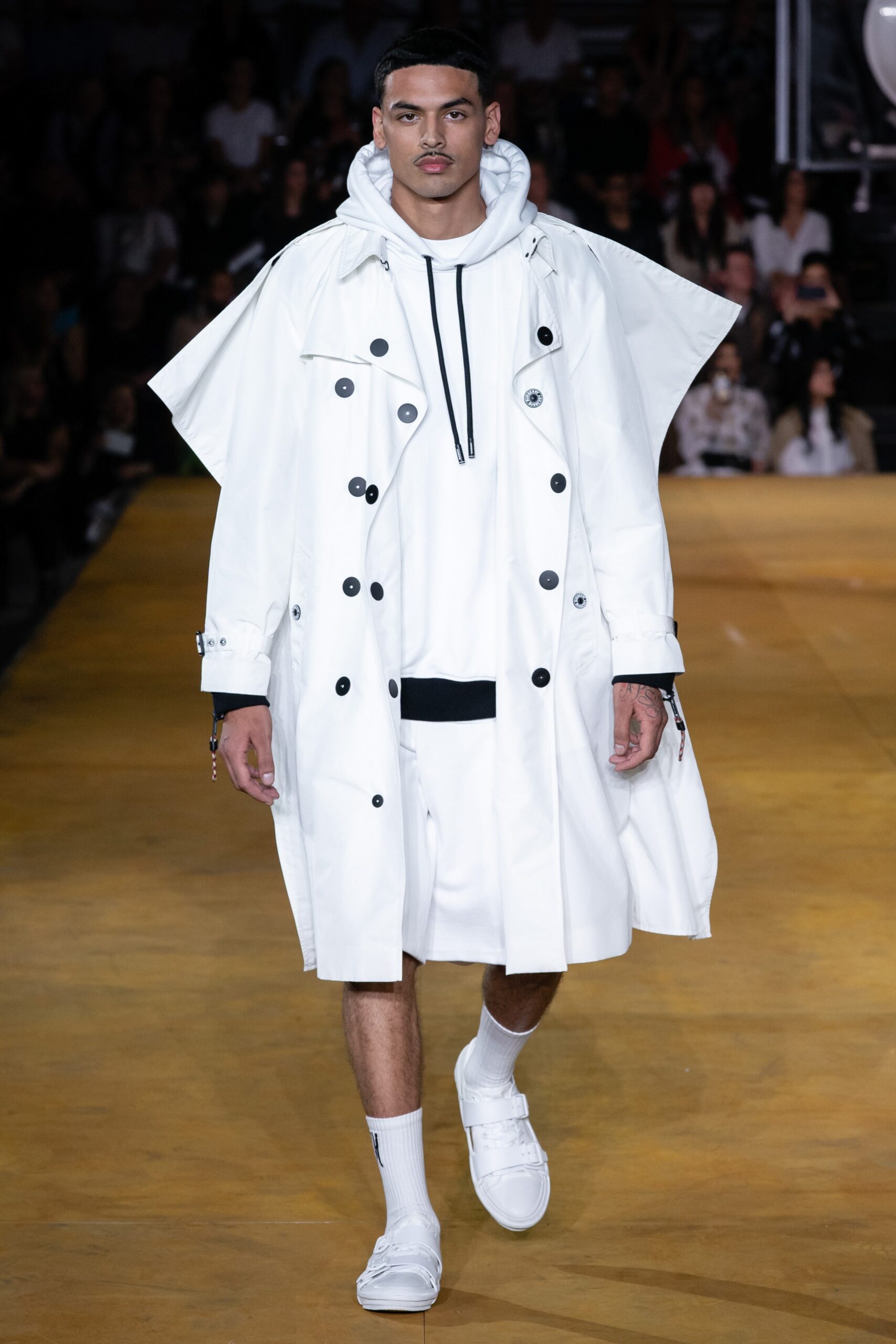 Burberry S/S 20 Menswear Look 838