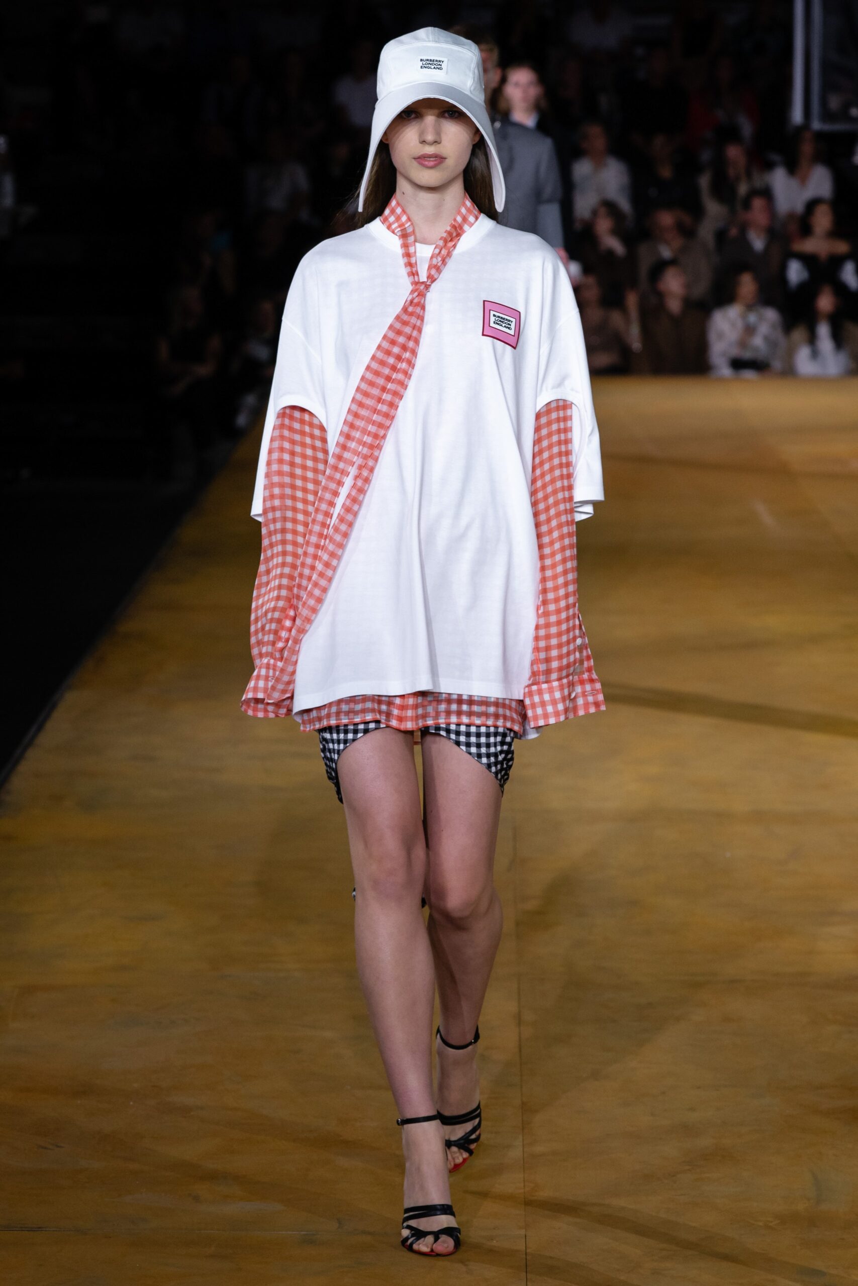 Burberry S/S 20 Menswear Look 871