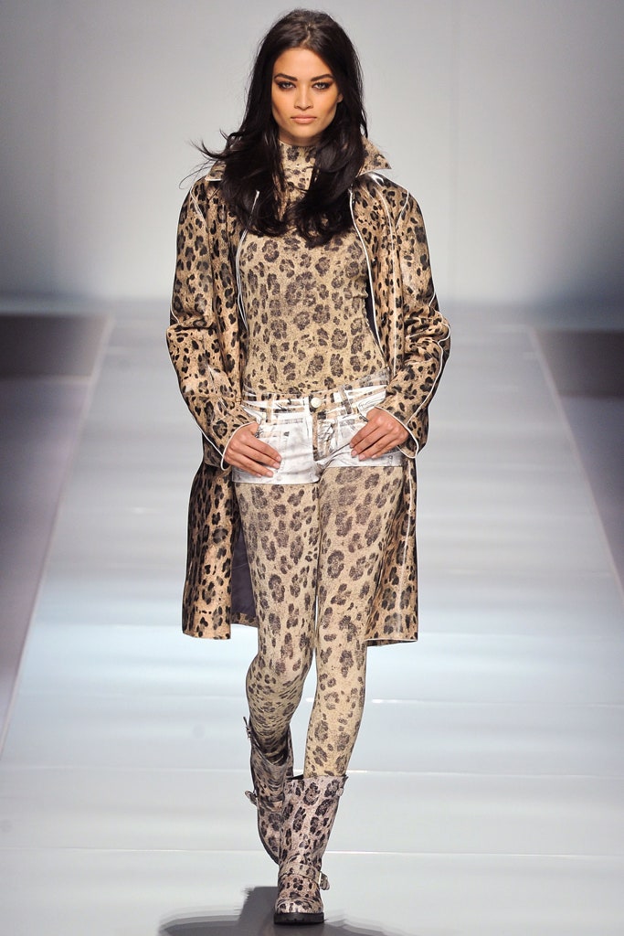 Blumarine F/W 12 Look 117
