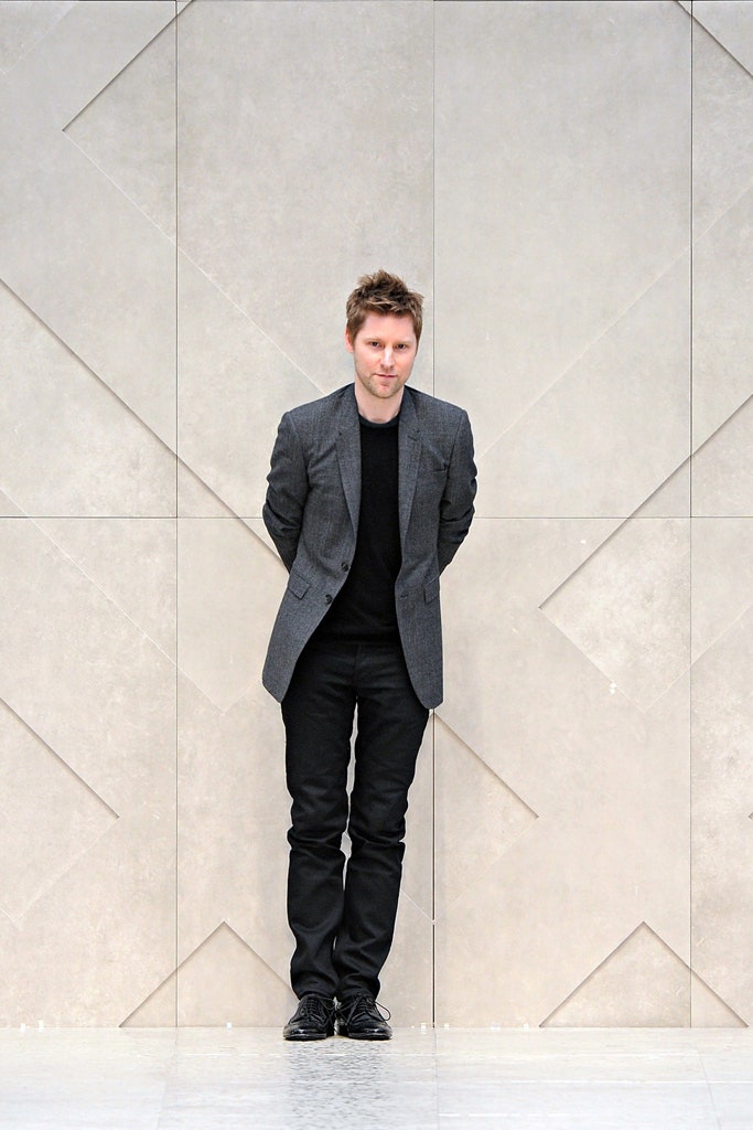 Burberry F/W 12 Look 273