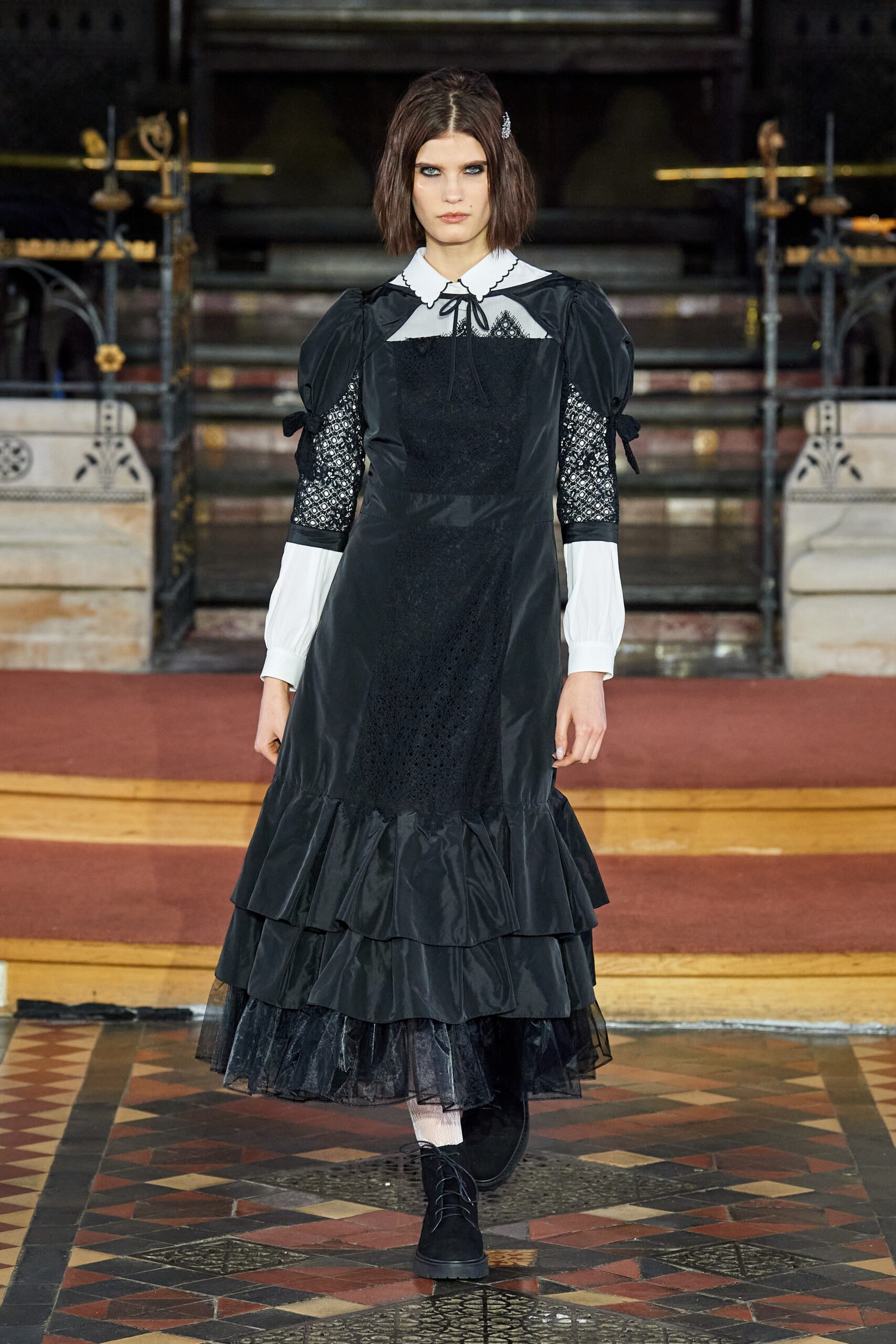 Bora Aksu F/W 22 Look 87