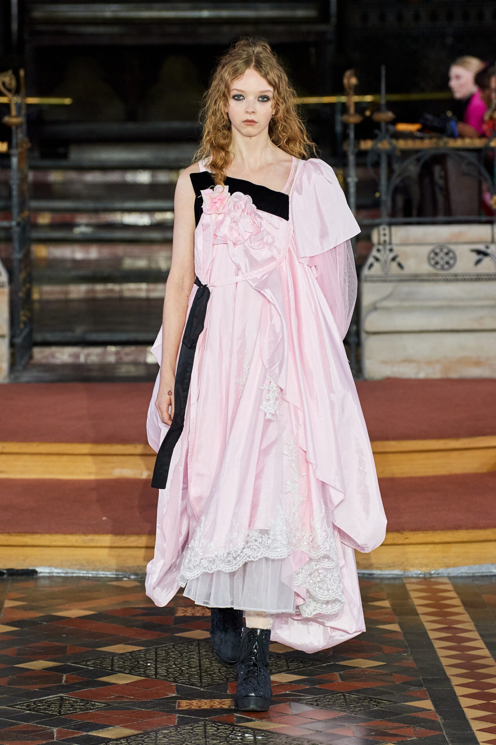 Bora Aksu F/W 22 Look 369