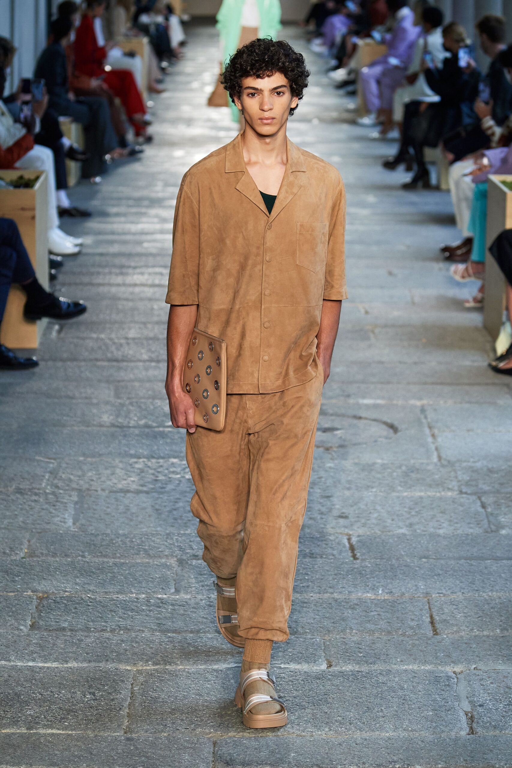 Boss S/S 21 Look 543