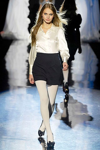 Betsey Johnson F/W 07 Look 40