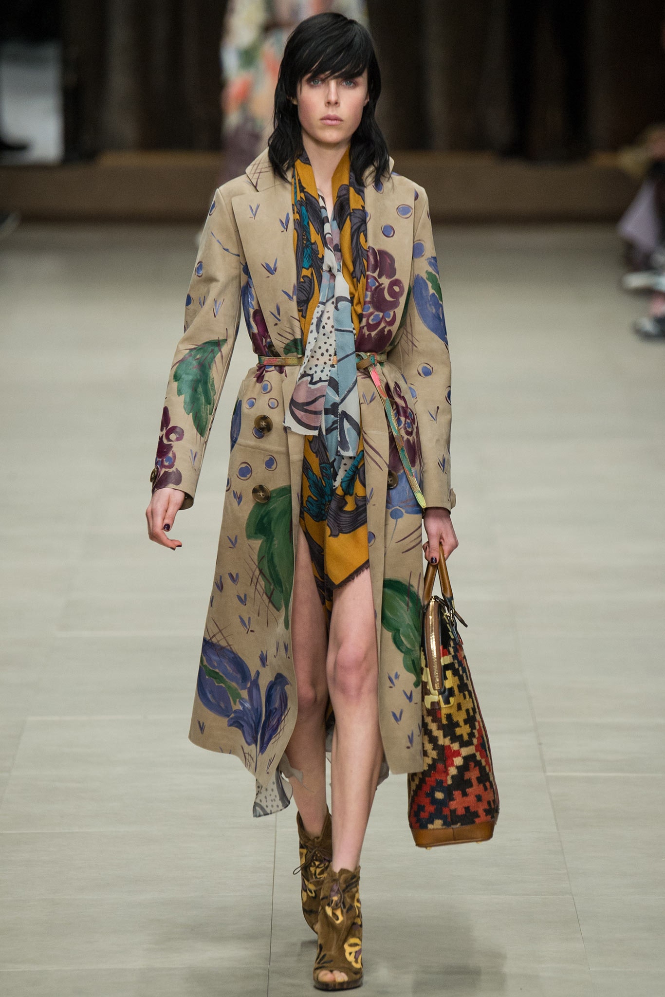 Burberry F/W 14 Look 8