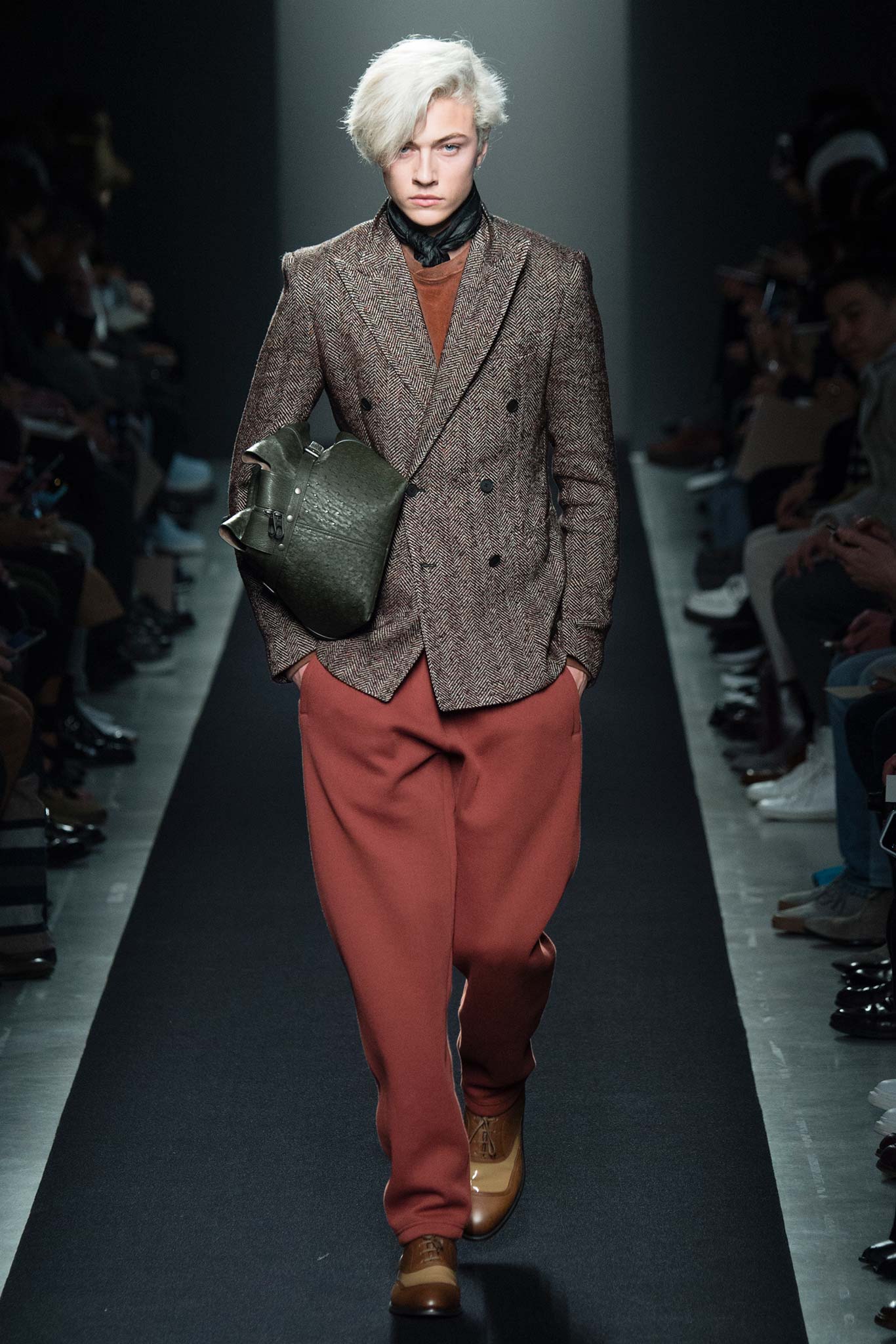 Bottega Veneta F/W 15 Menswear Look 21