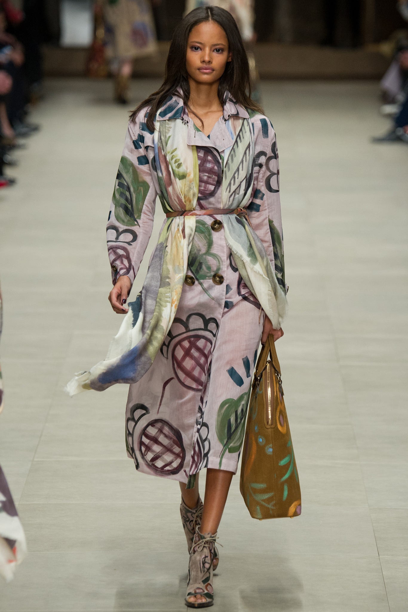 Burberry F/W 14 Look 20
