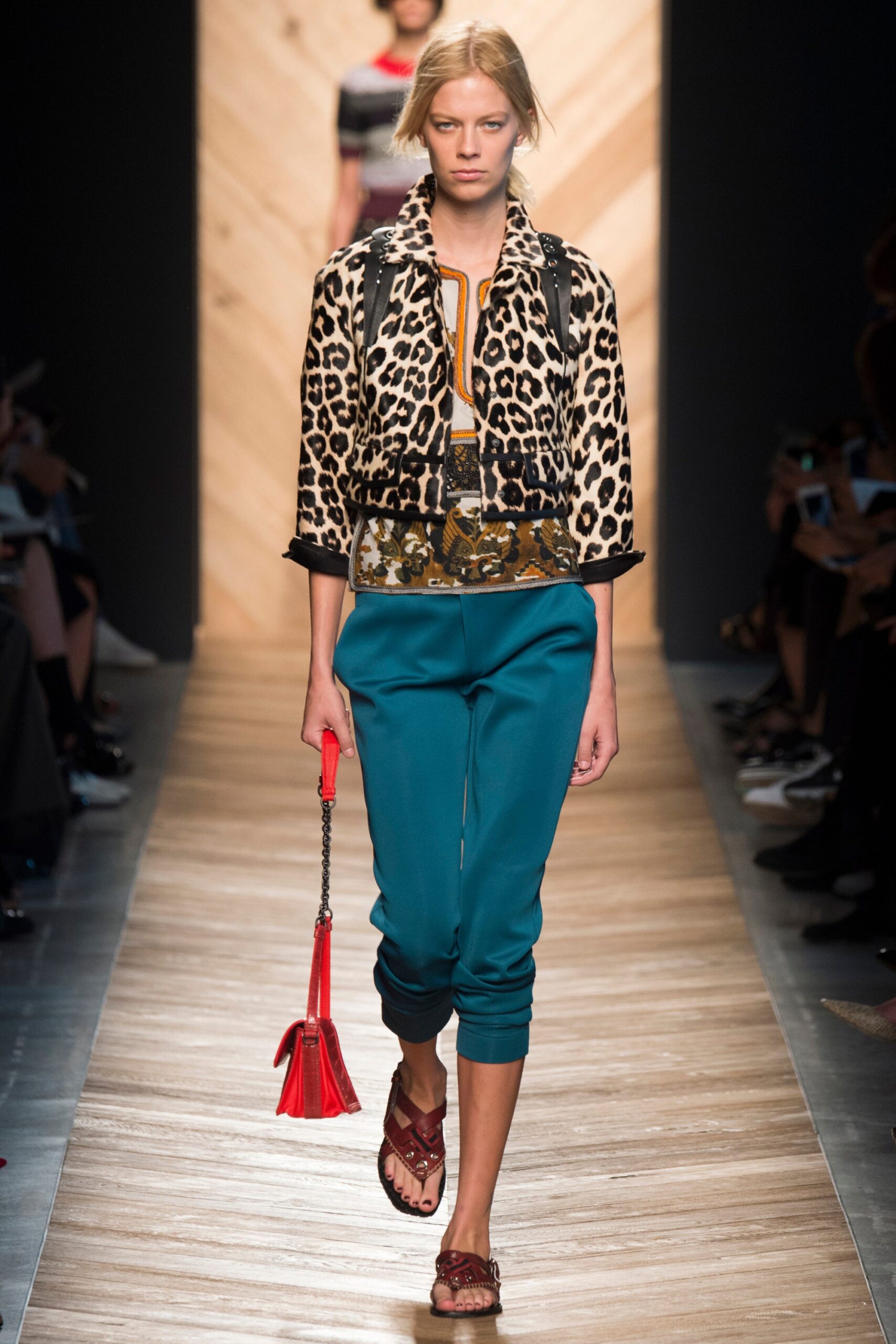 beige unknown collared long-sleeve structured animal-print cropped jacket