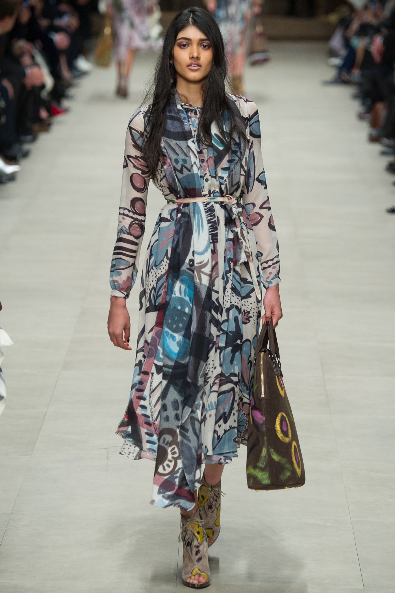Burberry F/W 14 Look 32