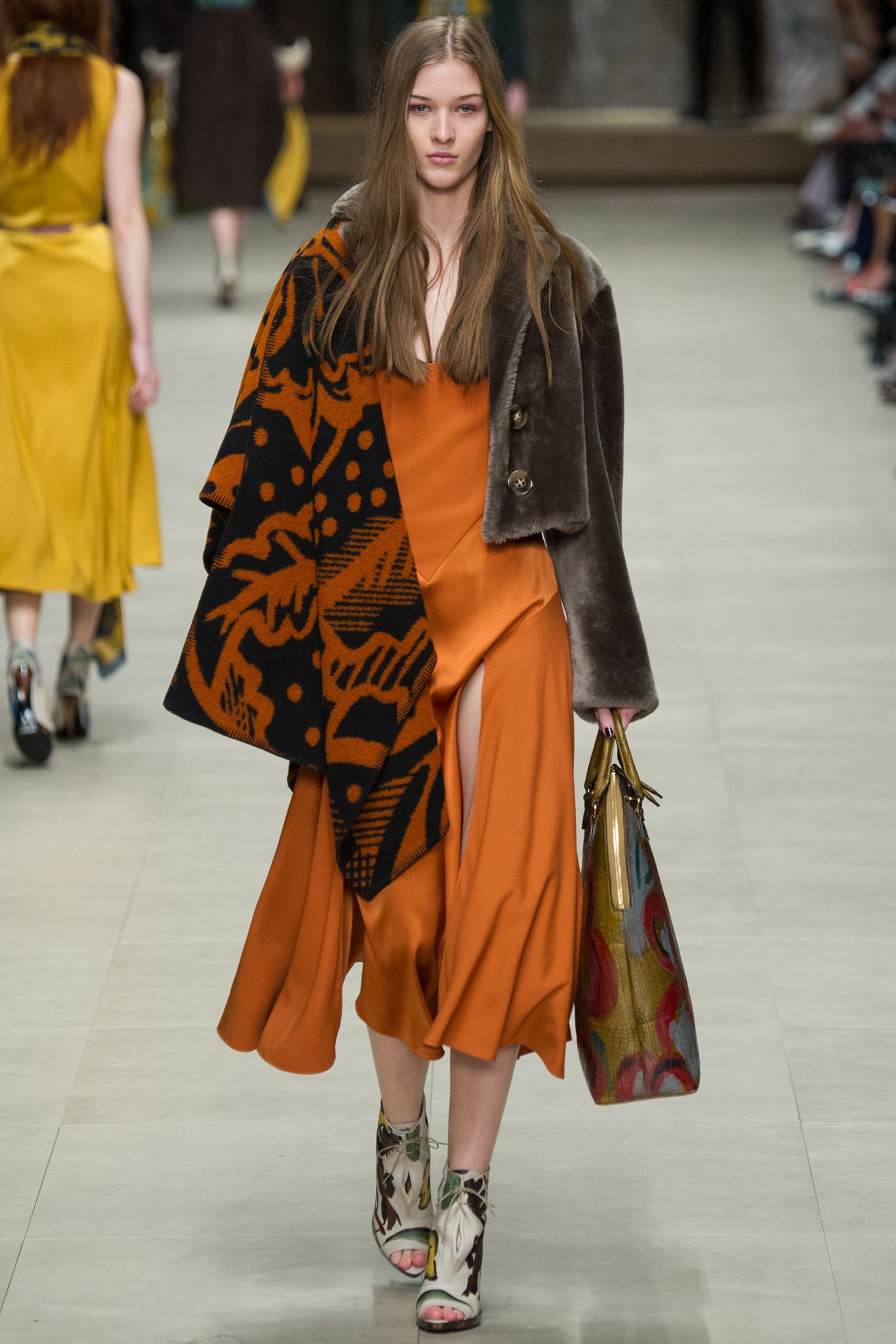 Burberry F/W 14 Look 113