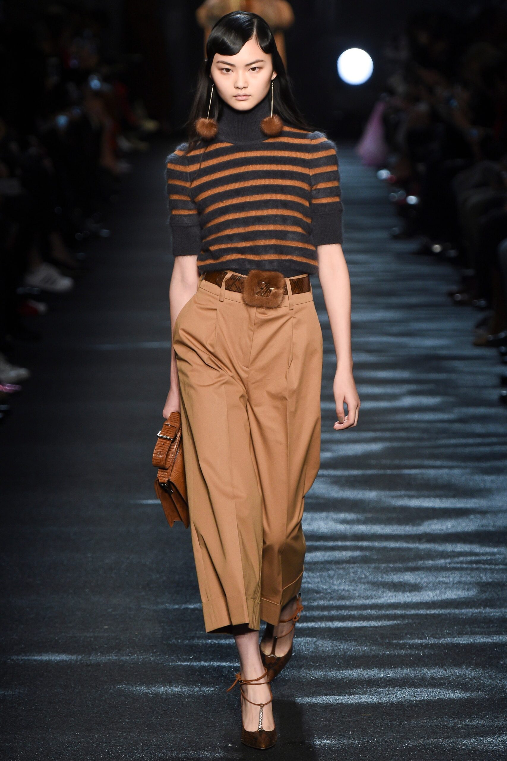 Blumarine F/W 16 Look 227
