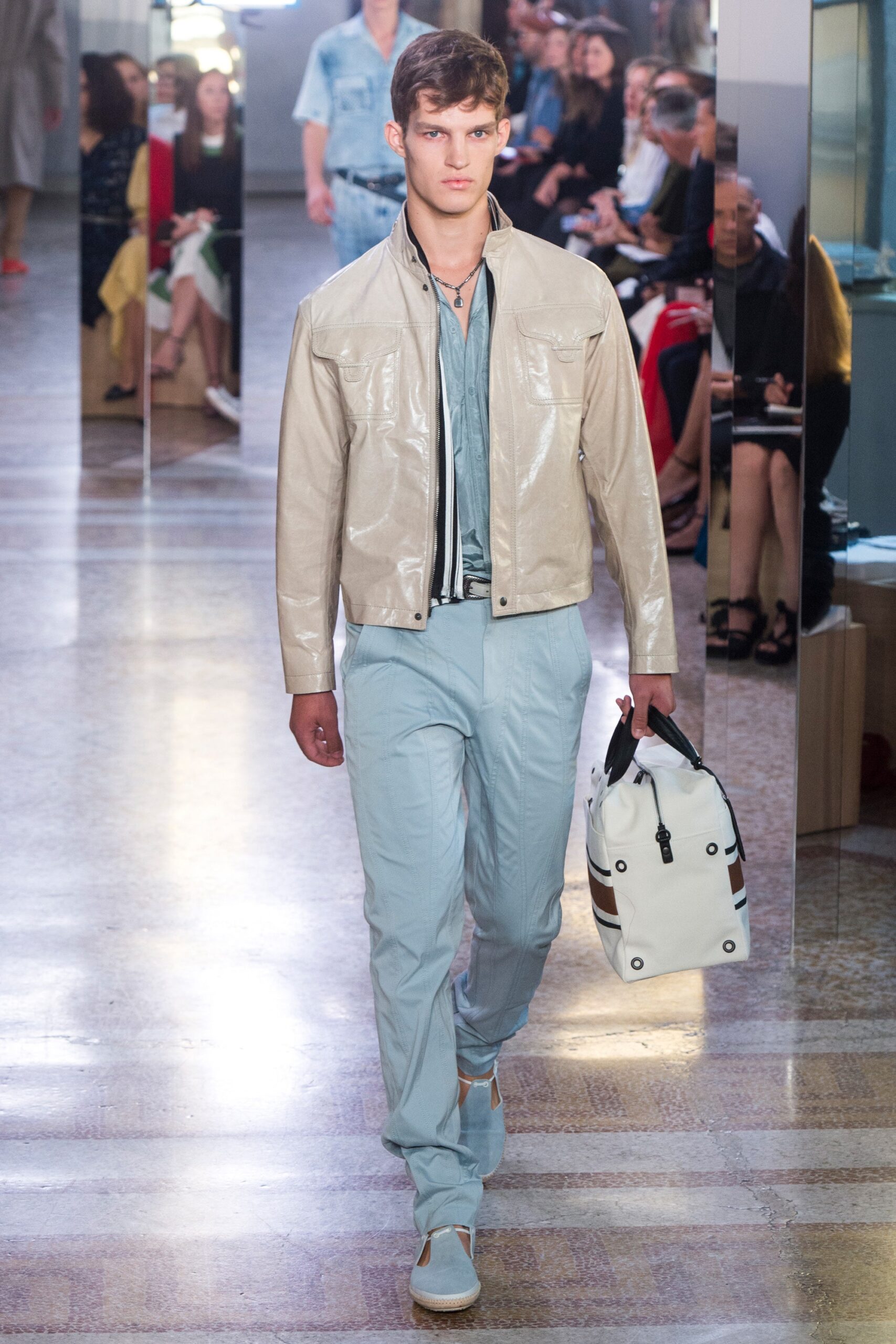 Bottega Veneta S/S 18 Look 421