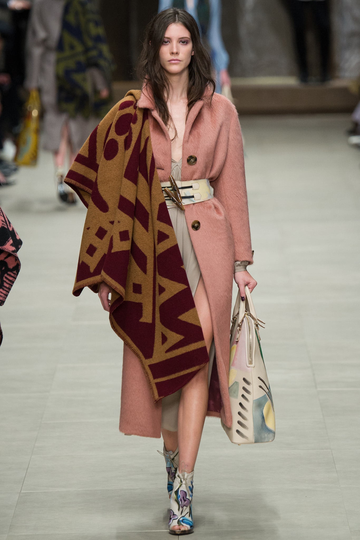Burberry F/W 14 Look 173