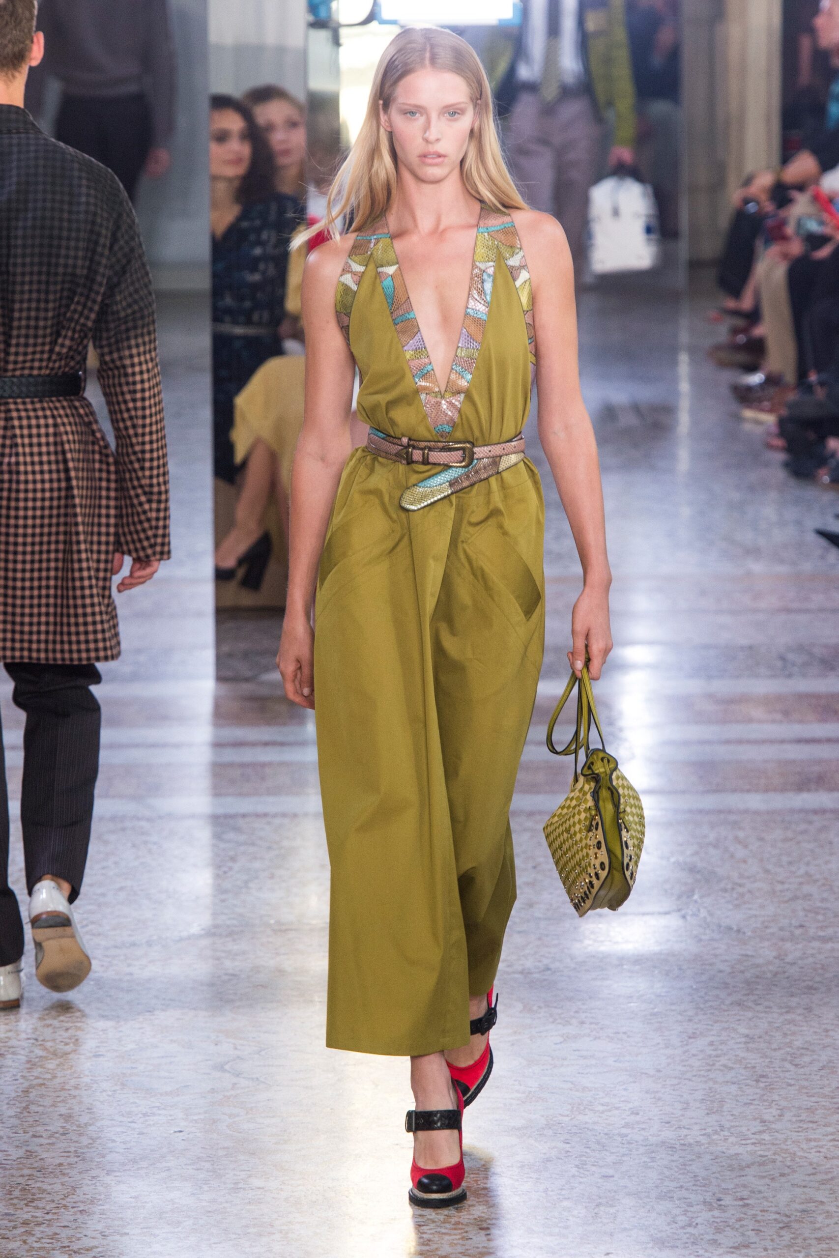 Bottega Veneta S/S 18 Look 634