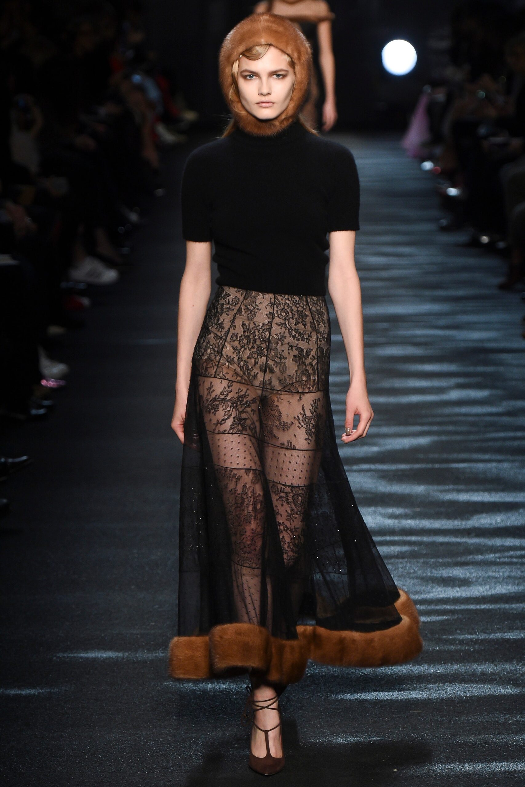 Blumarine F/W 16 Look 417