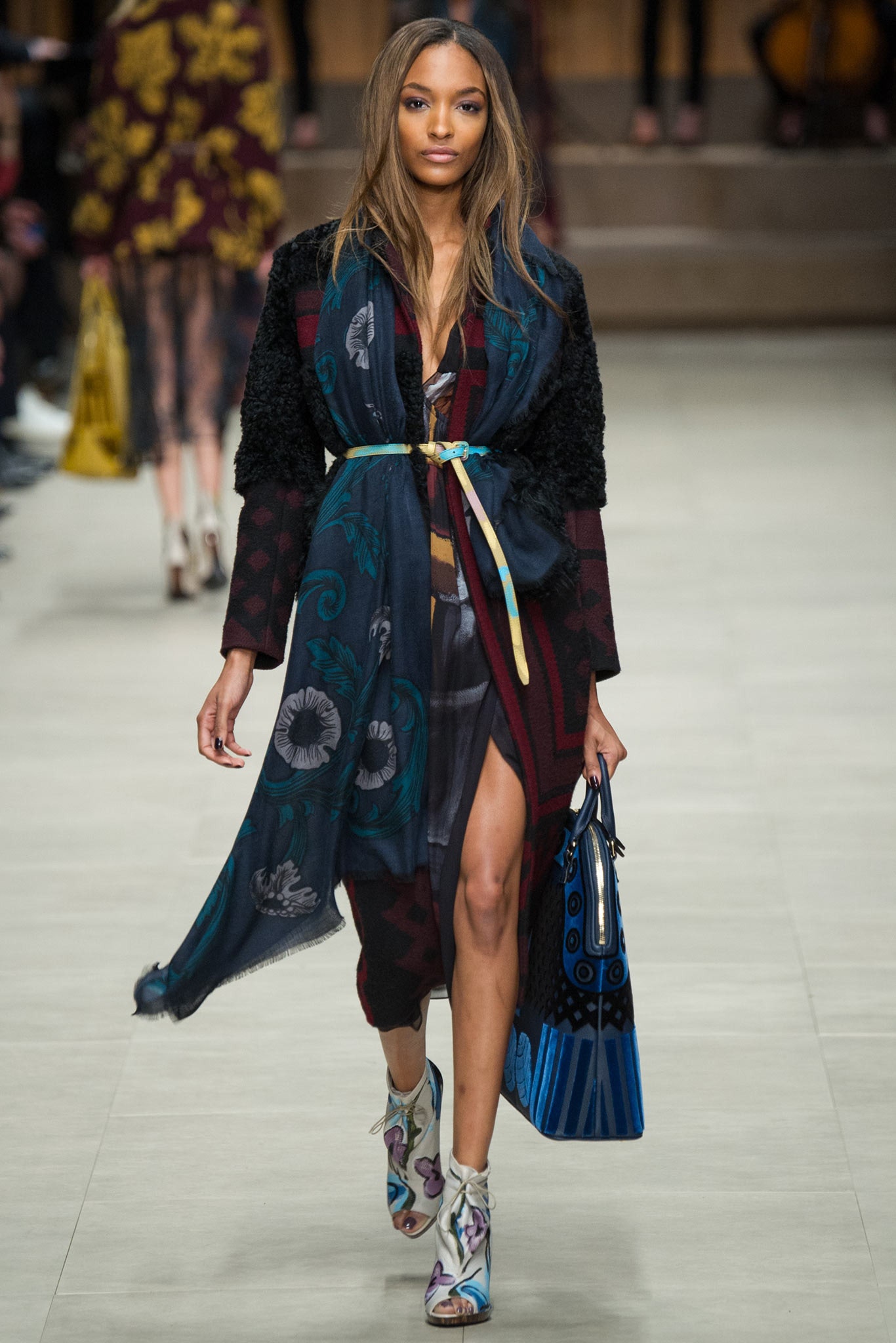 Burberry F/W 14 Look 249