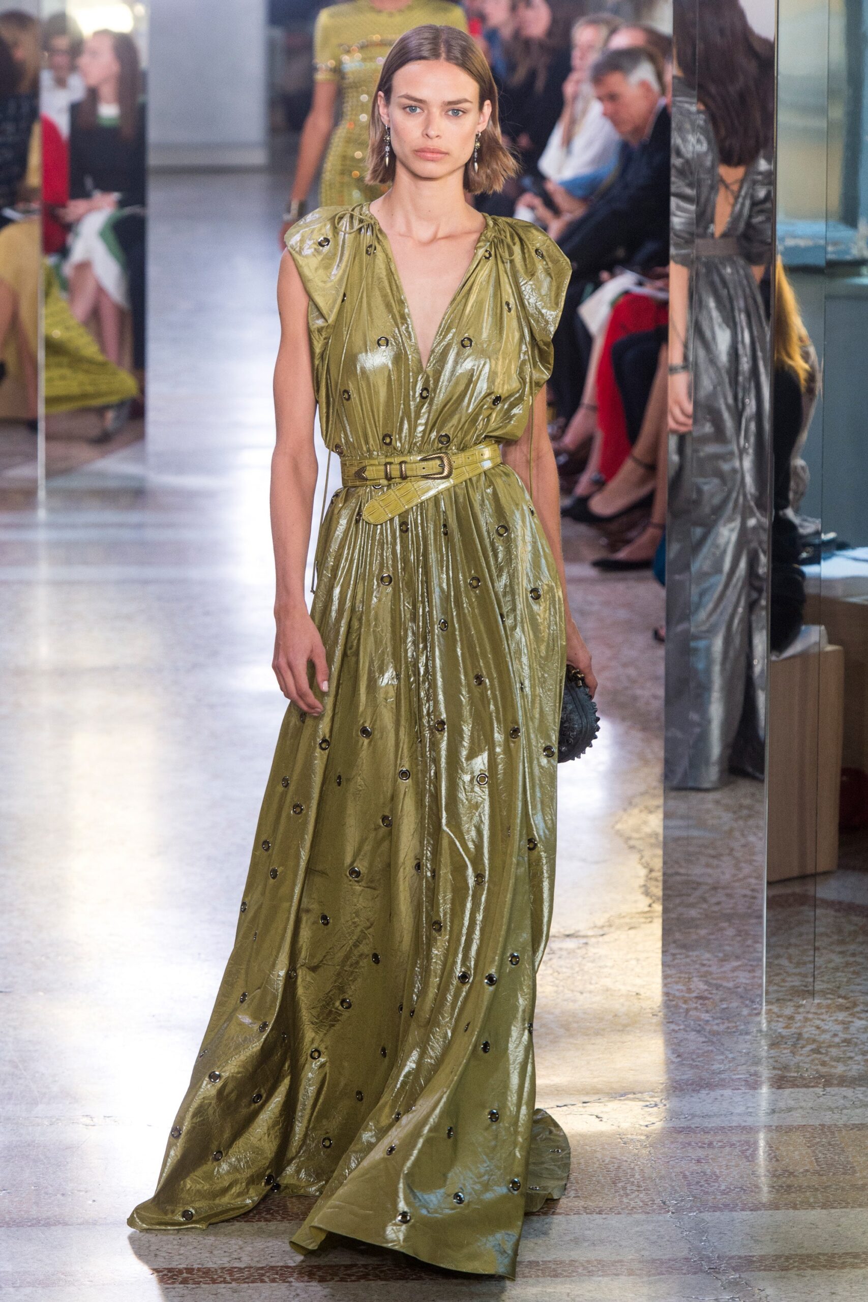 Bottega Veneta S/S 18 Look 717