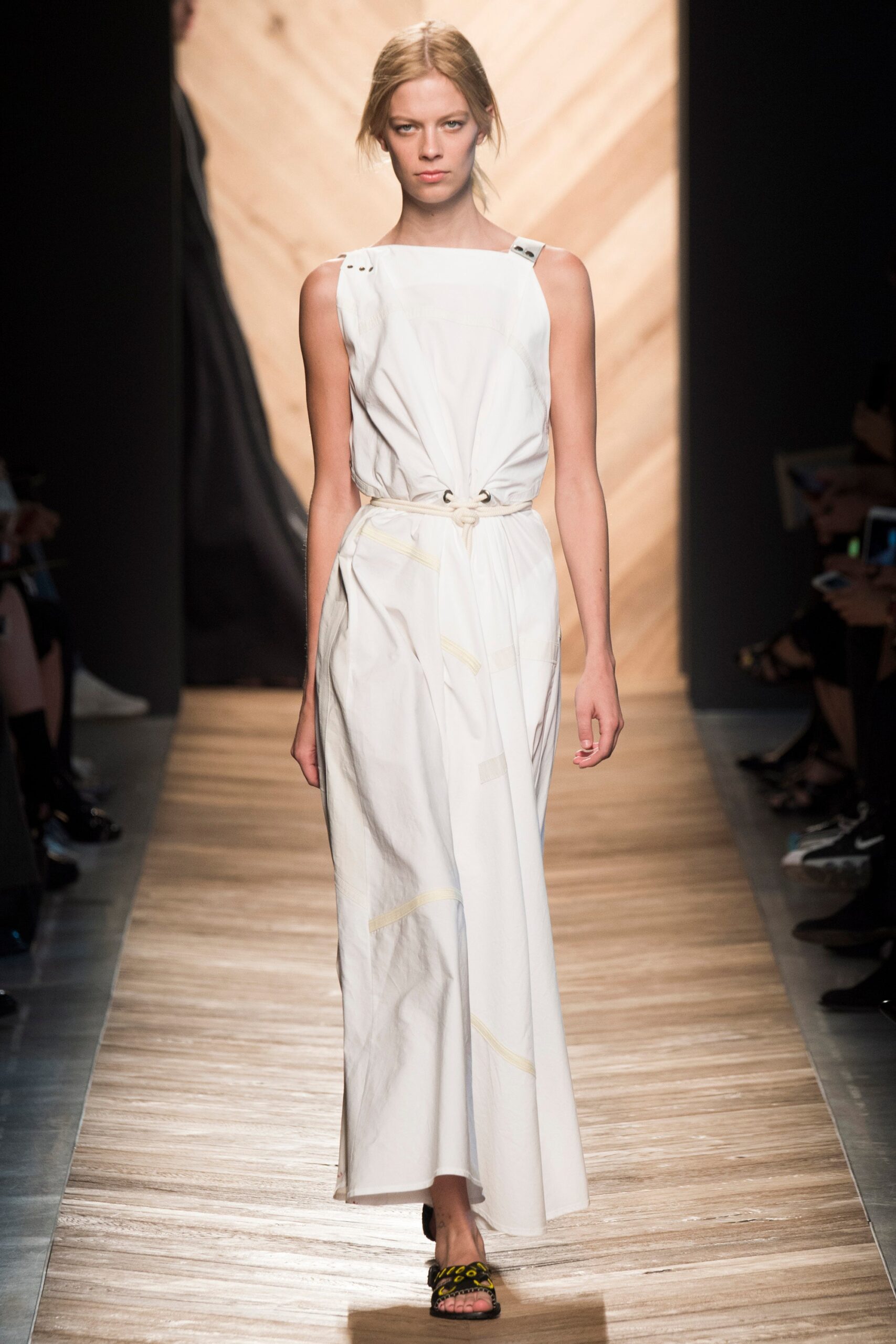 Bottega Veneta S/S 16 Look 436