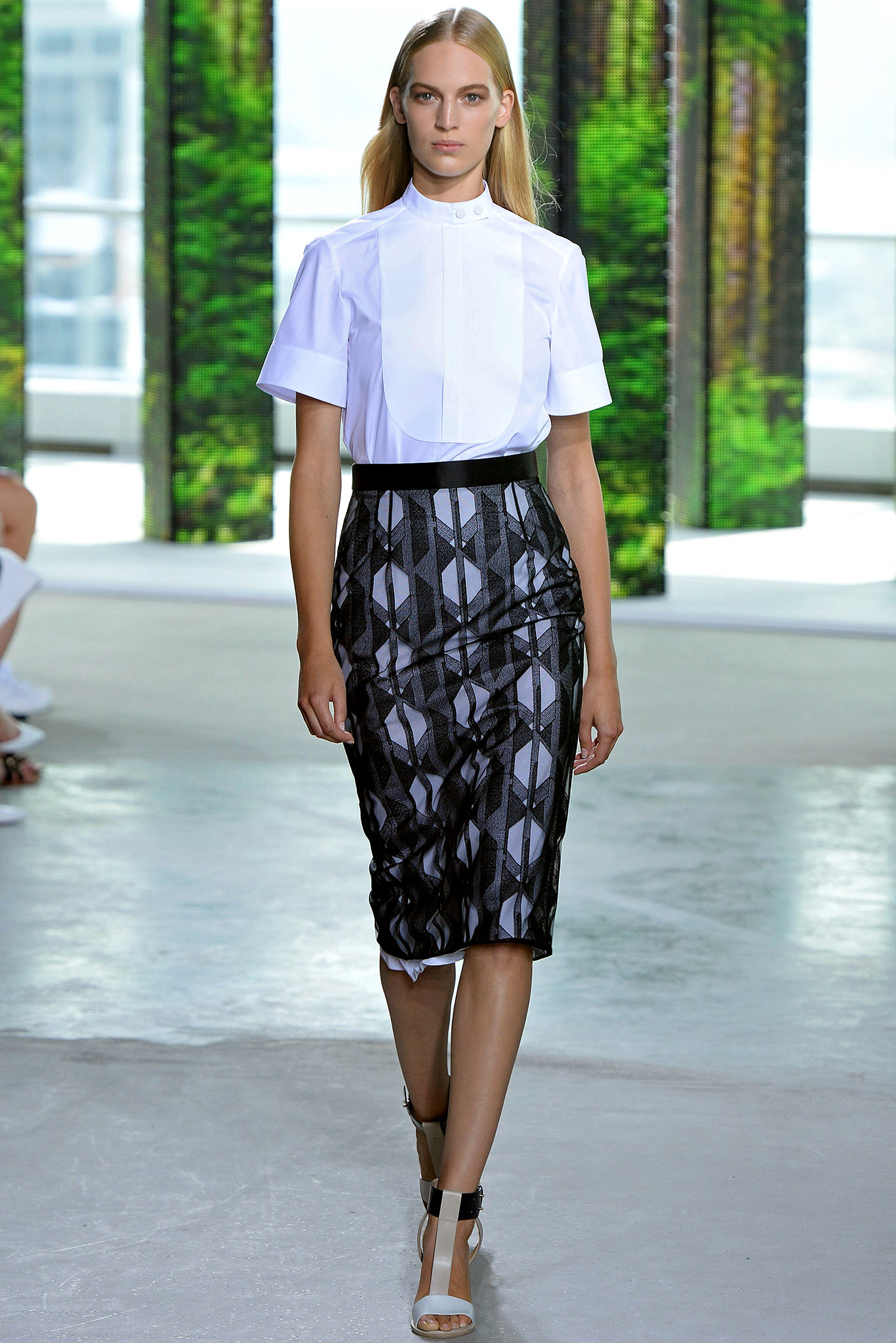 Boss S/S 15 Look 51