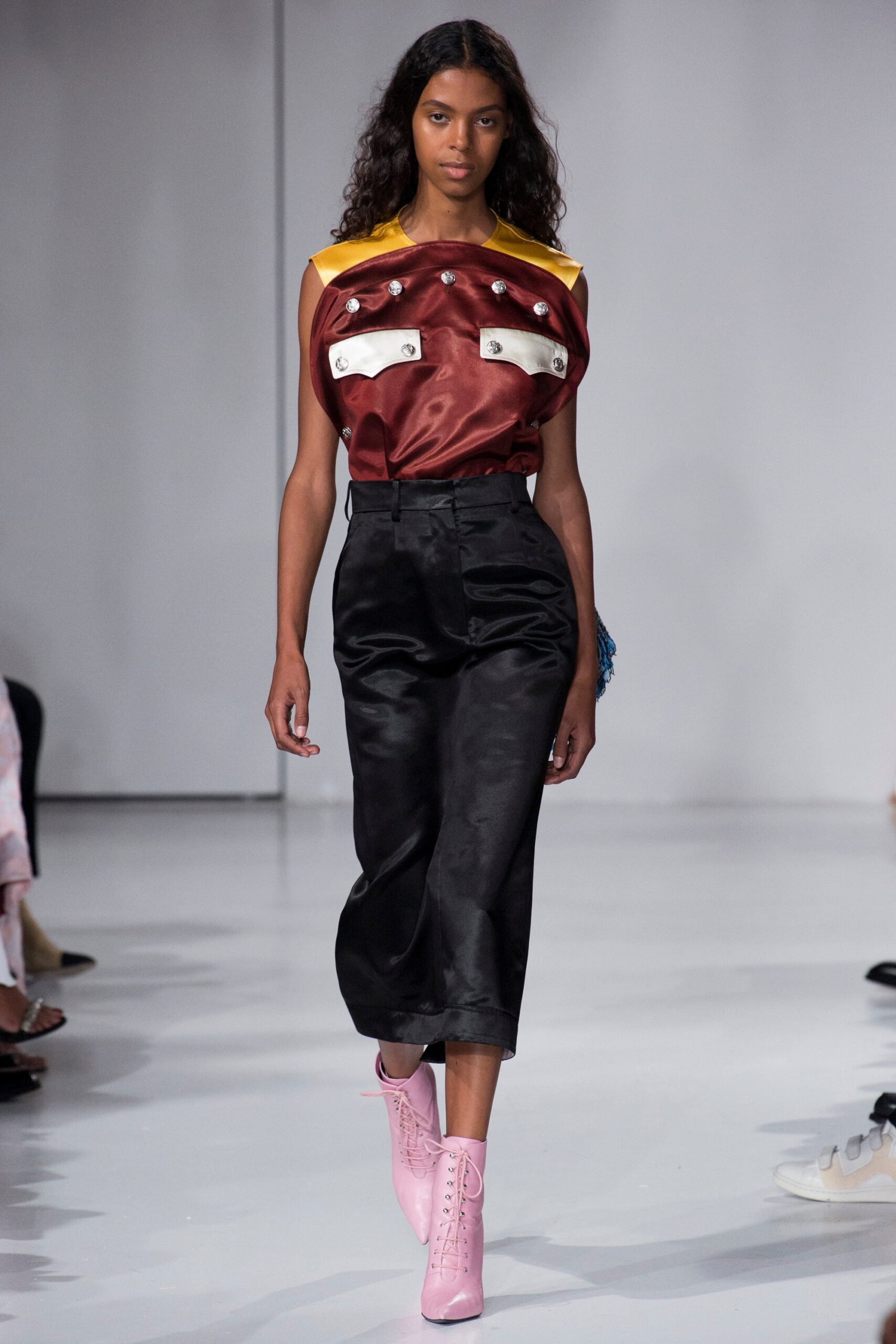 CALVIN KLEIN 205W39NYC S/S 18 Look 6