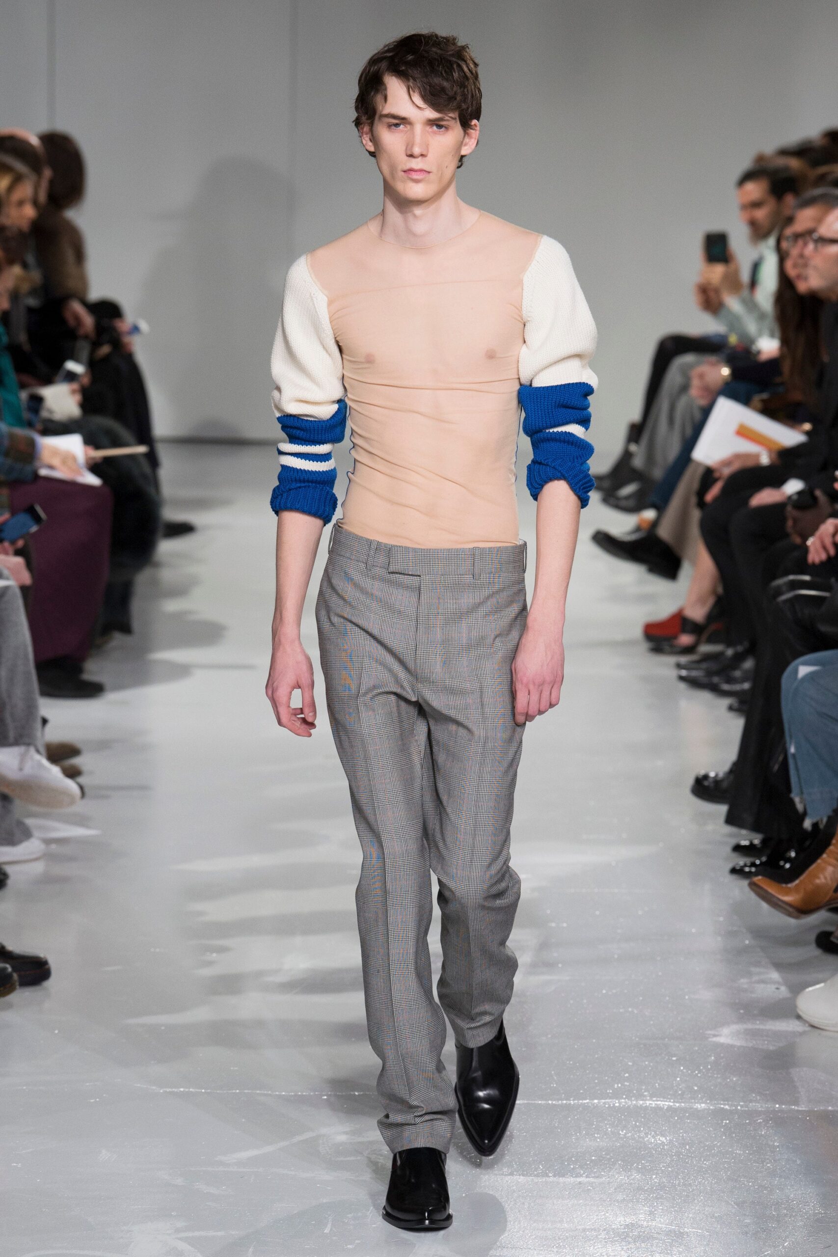 CALVIN KLEIN 205W39NYC F/W 17 Menswear Look 11