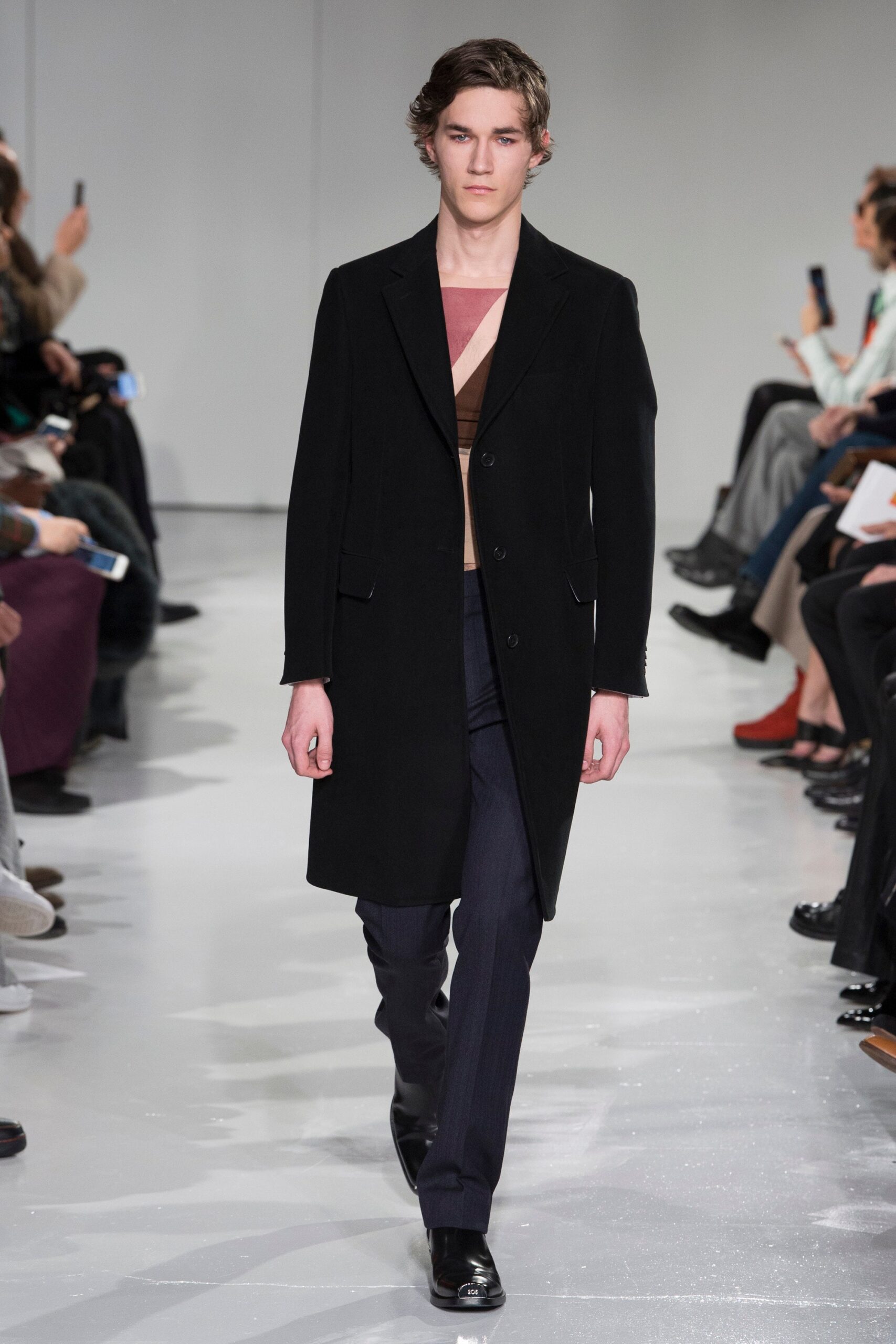 CALVIN KLEIN 205W39NYC F/W 17 Menswear Look 15