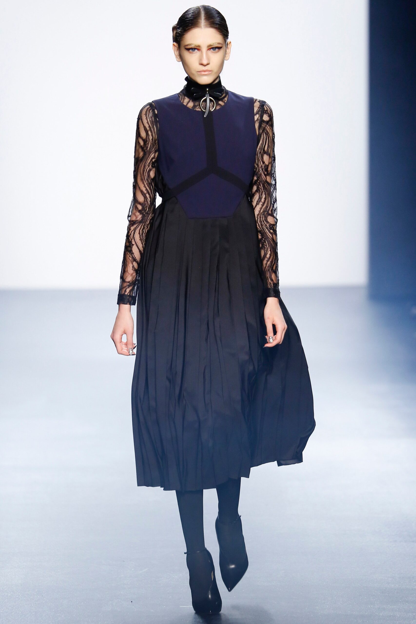 Bibhu Mohapatra F/W 16 Look 4