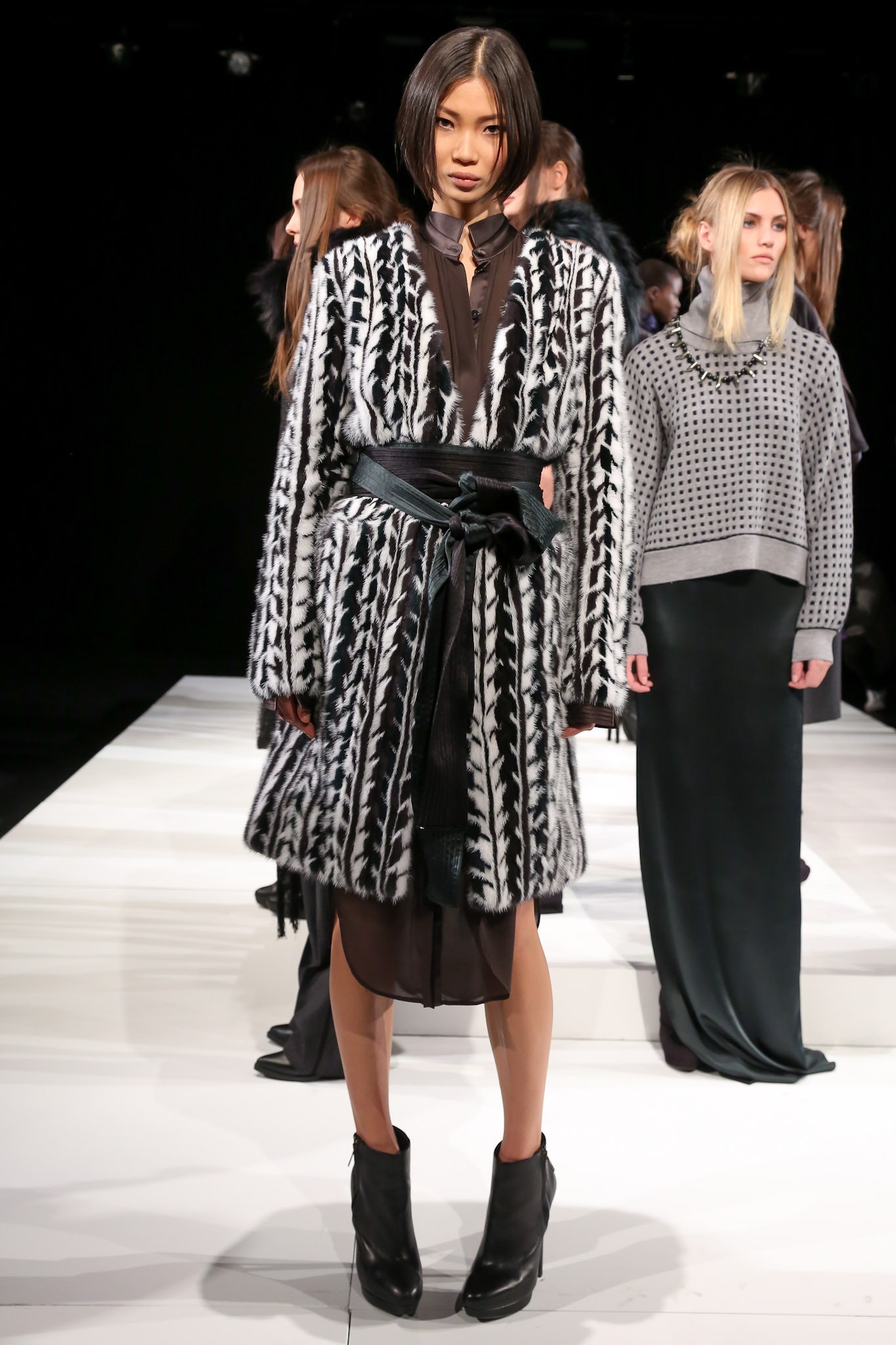black white fur animal-print coat