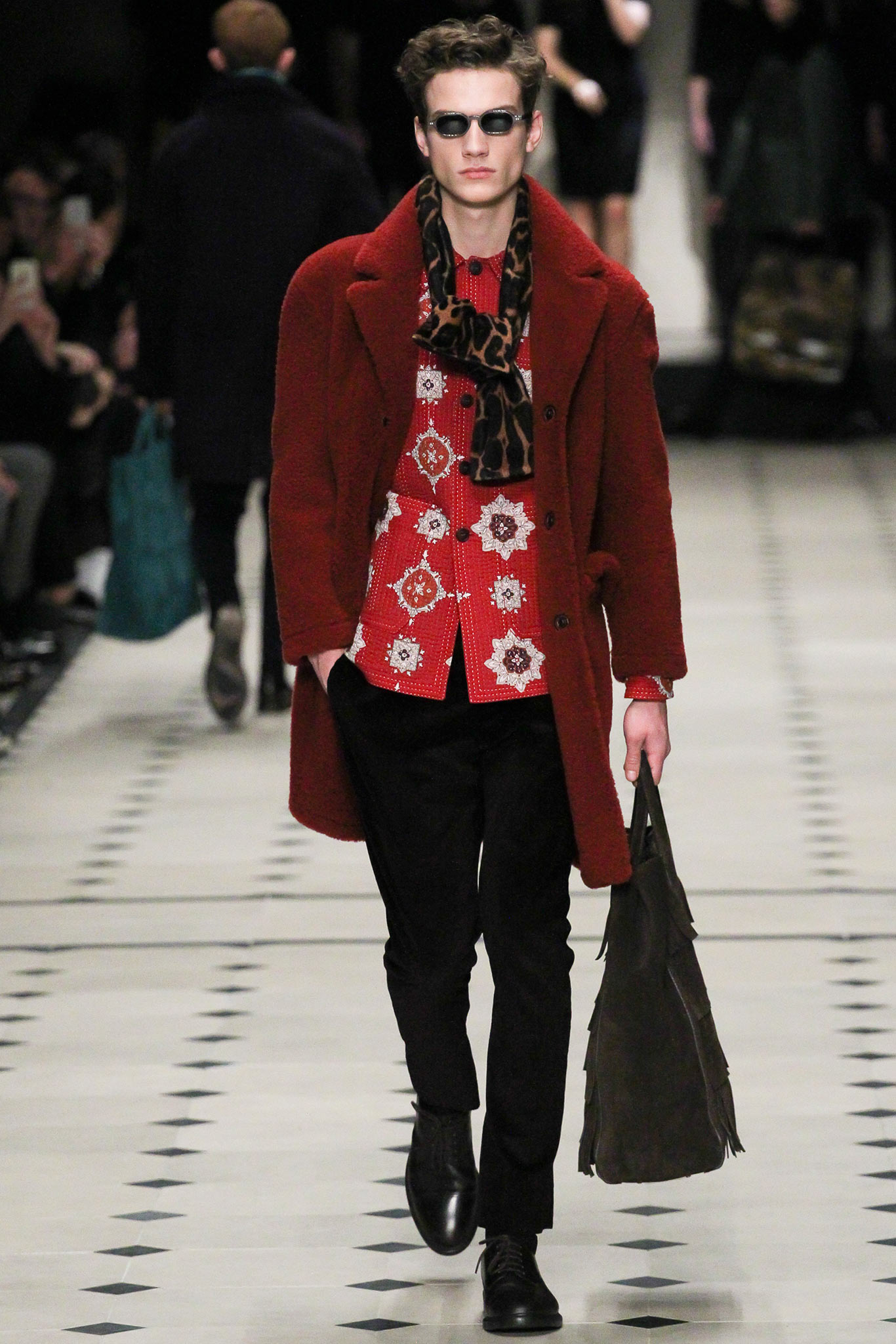 Burberry F/W 15 Menswear Look 145