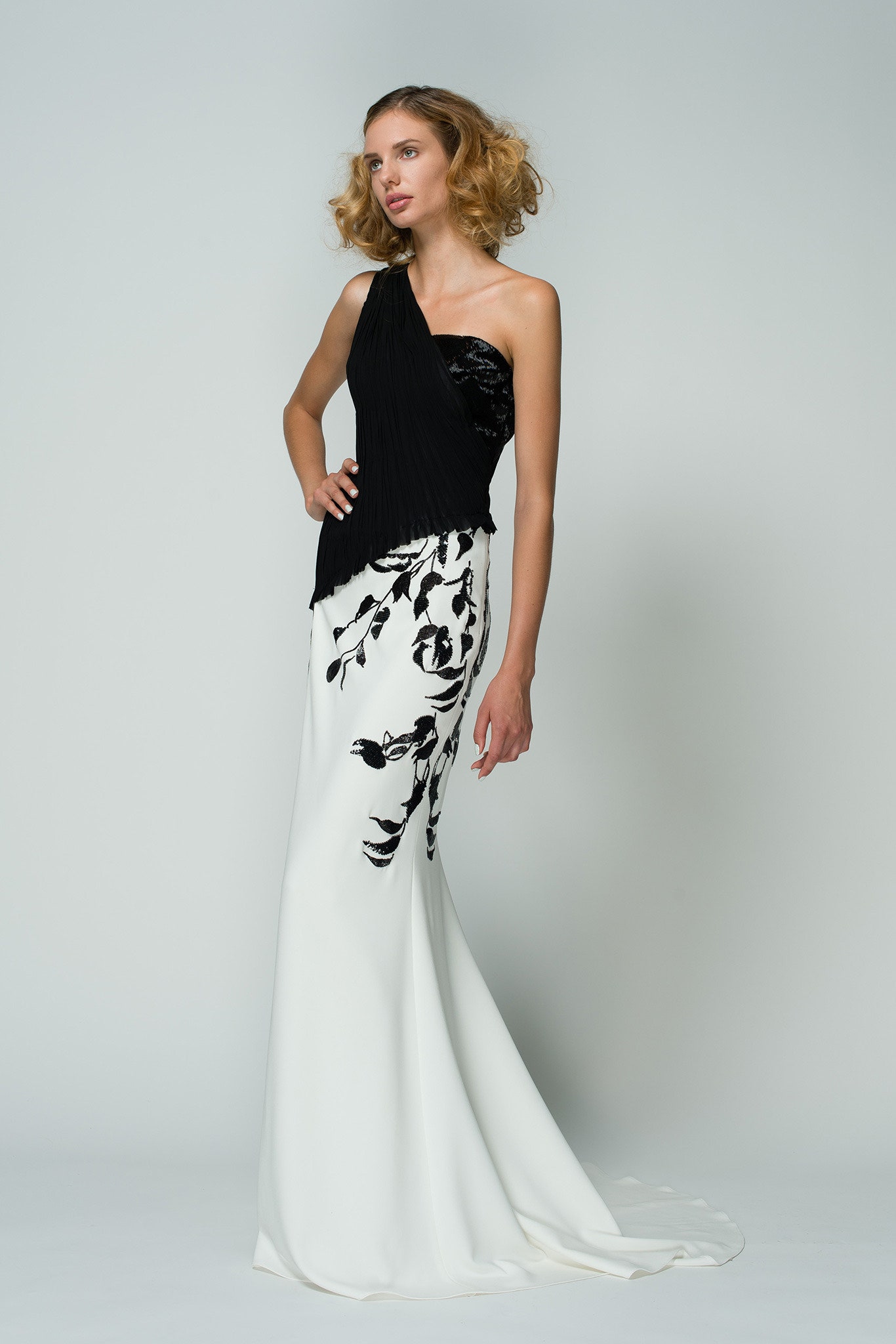 Bibhu Mohapatra Resort 15 Look 146