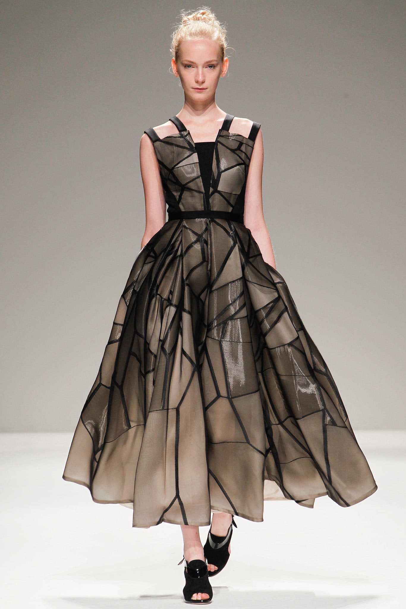 Bibhu Mohapatra S/S 14 Look 84
