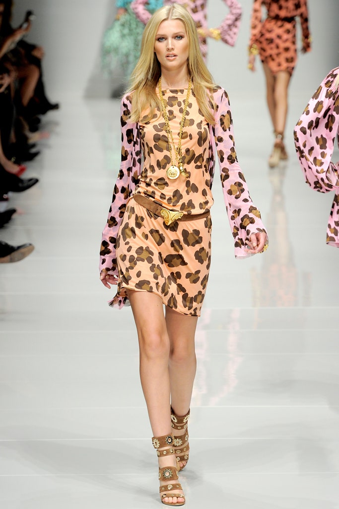 Blumarine S/S 11 Look 37