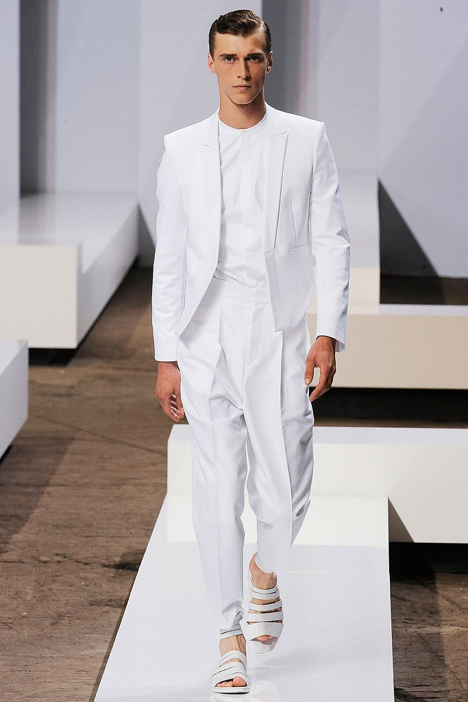 Boss S/S 10 Menswear Look 19