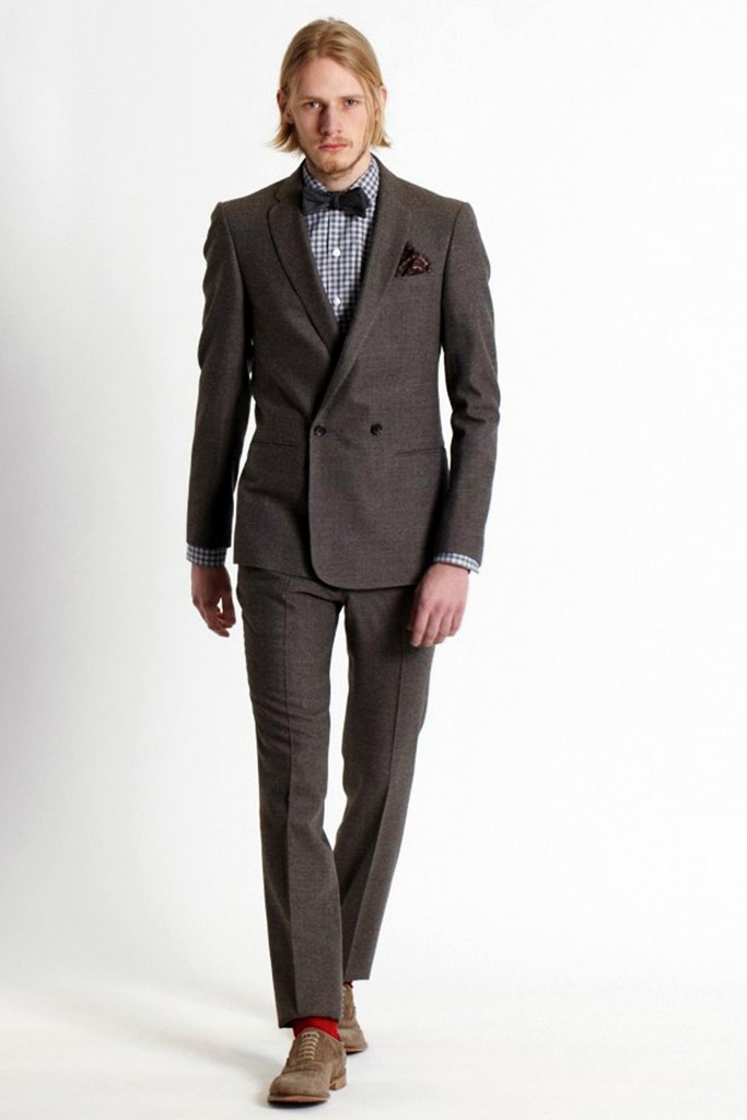 brown double-breasted tailored blazer