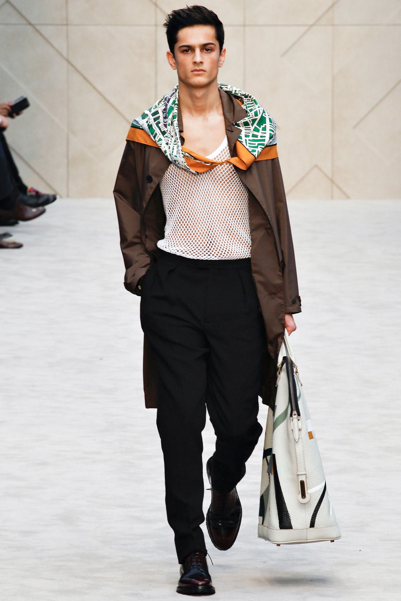 Burberry F/W 14 Menswear Look 1