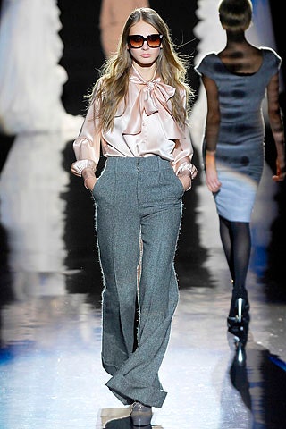 Betsey Johnson F/W 07 Look 220