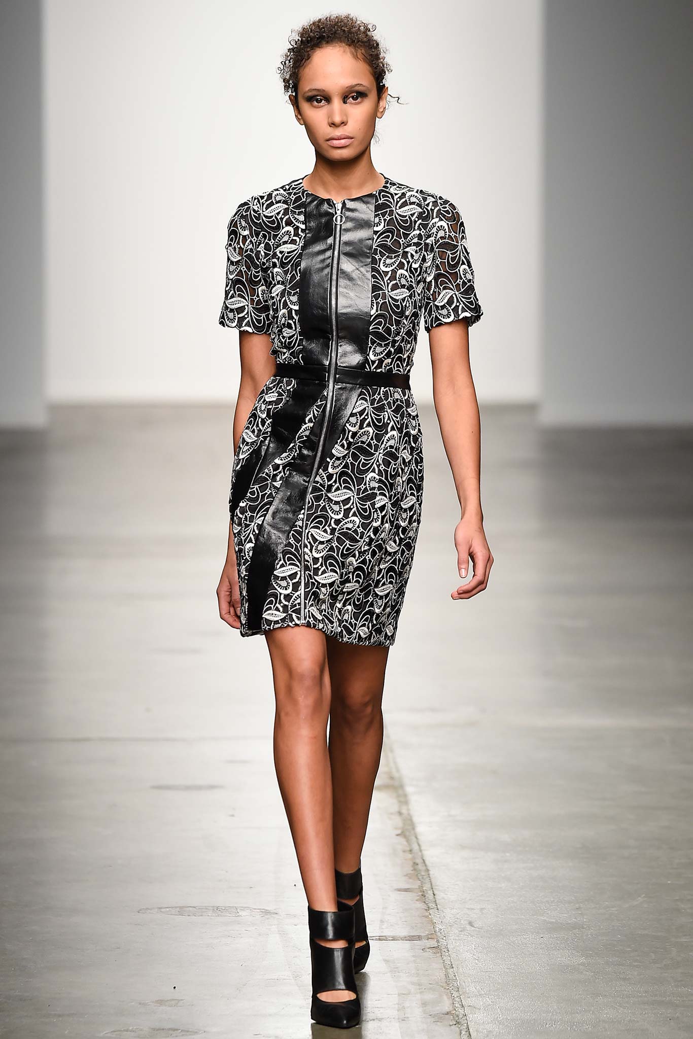 Brandon Sun F/W 15 Look 77