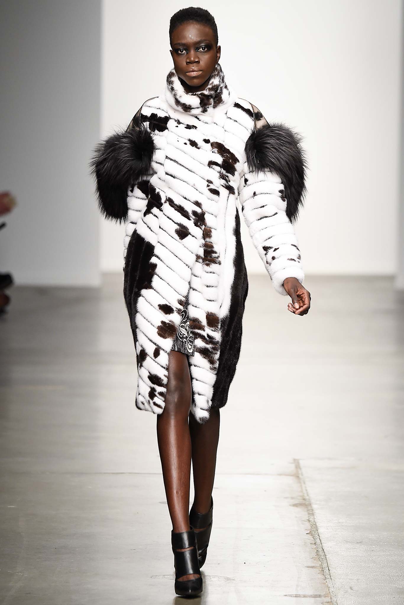 Brandon Sun F/W 15 Look 158