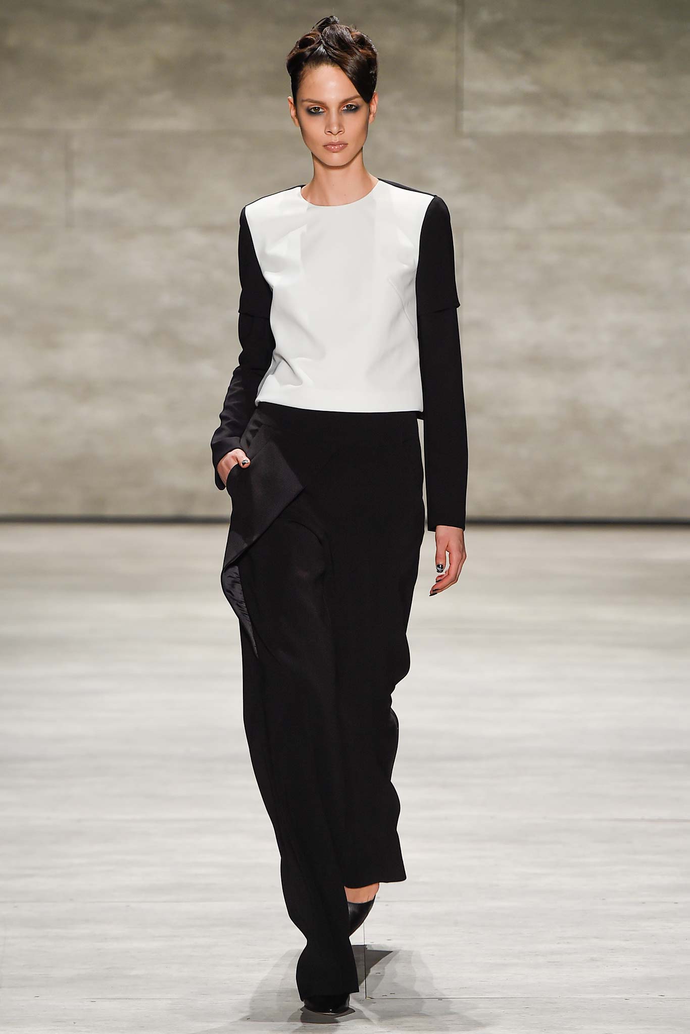 Bibhu Mohapatra F/W 15 Look 10
